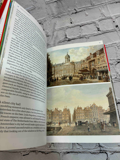 A millenium of Amsterdam: spatial history of a marvellous city