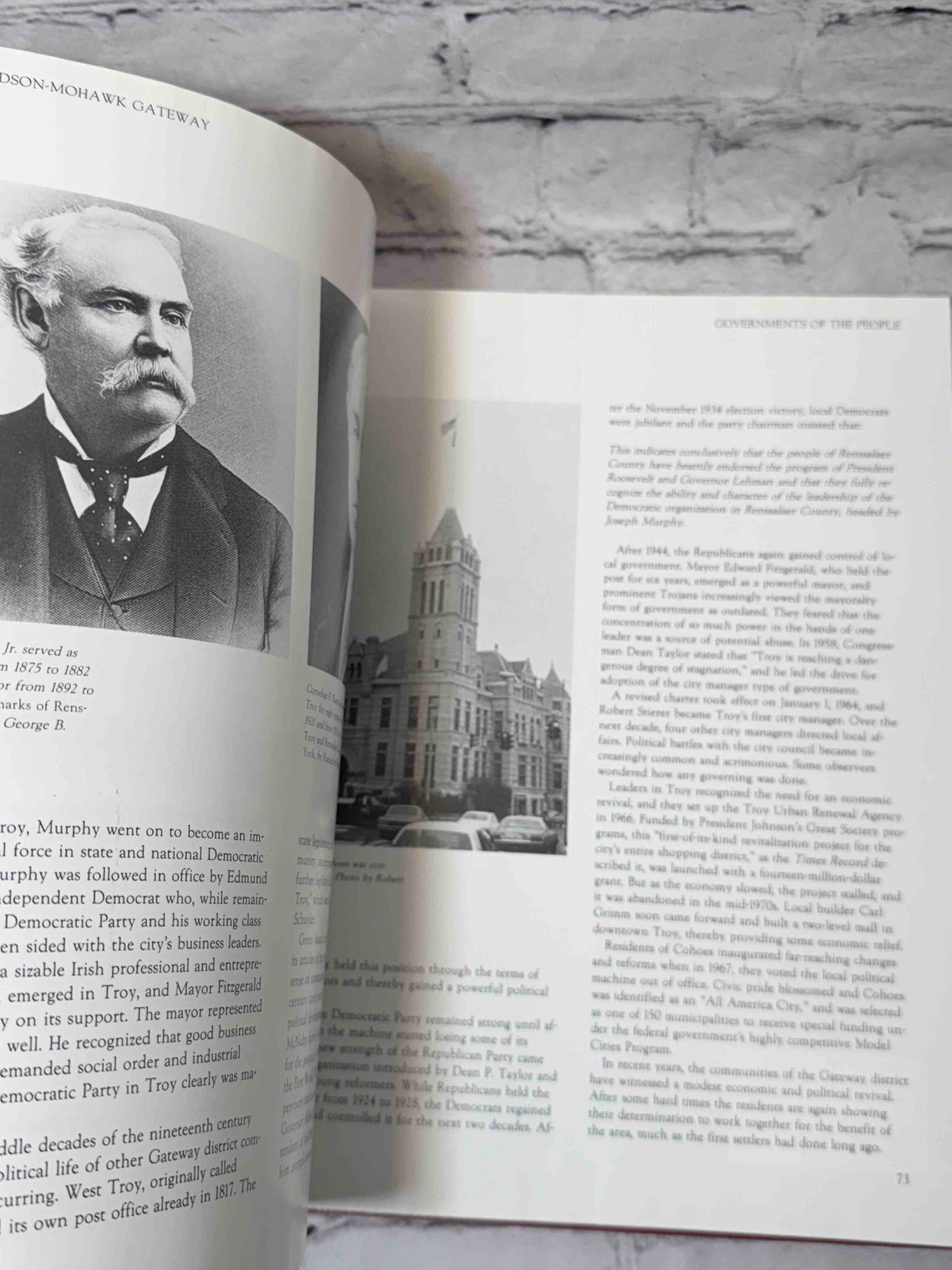 Hudson-Mohawk Gateway: An Illustrated History