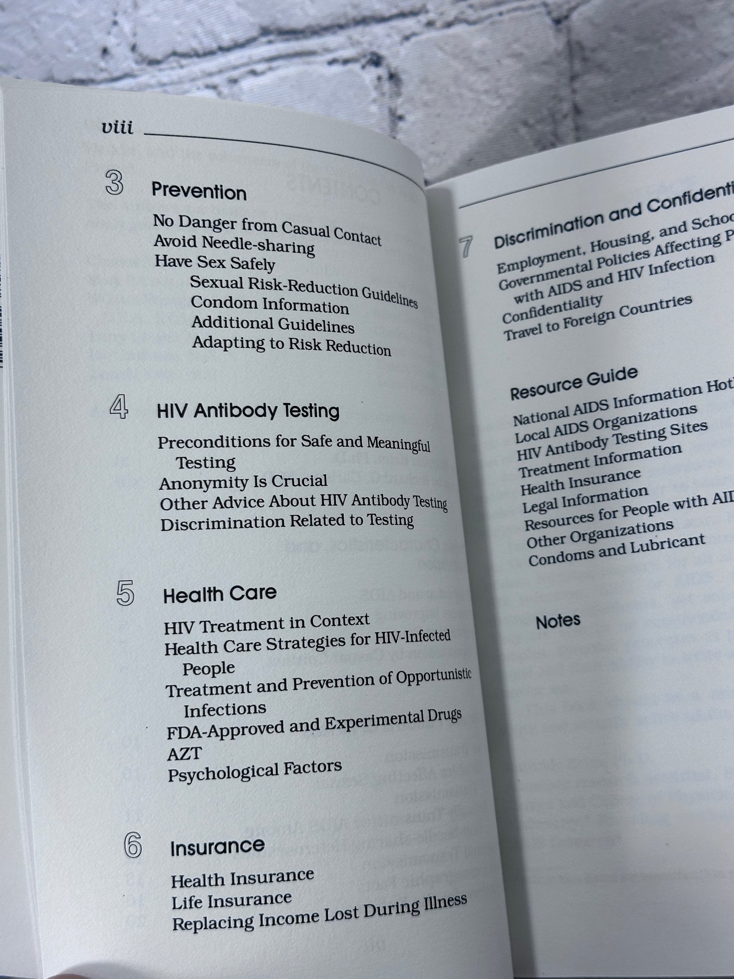 The Essential AIDS Fact Book by Paul Harding Douglas, Laura Pinsky [1991]