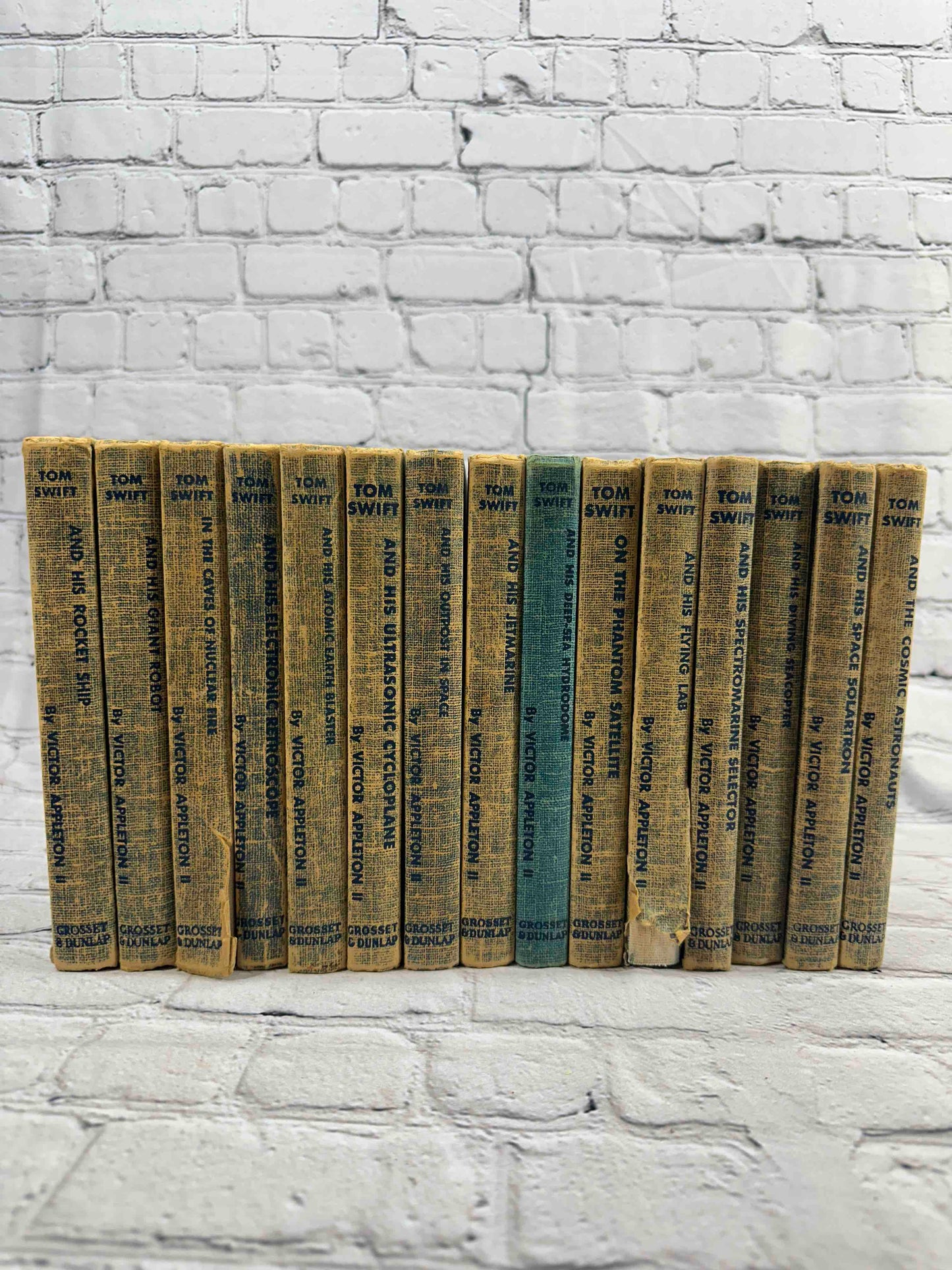 Tom Swift Jr. (15 Volumes)