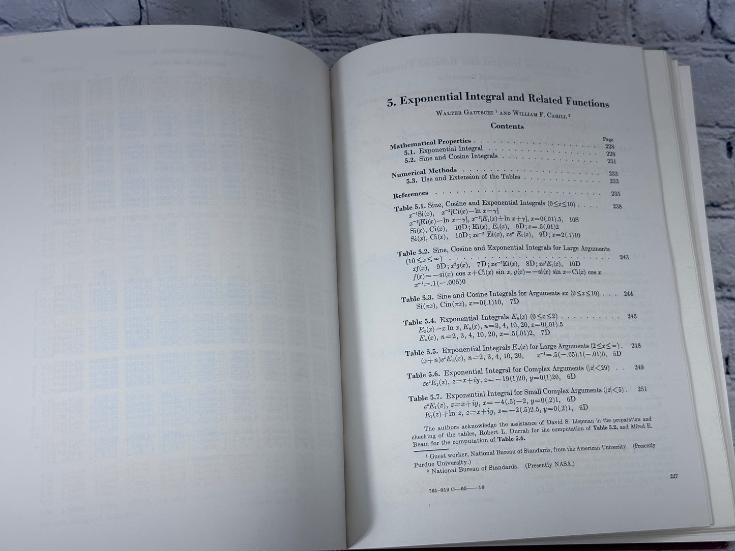 Handbook of Mathematical Functions w/ Formulas, Graphs & Tables [1965]