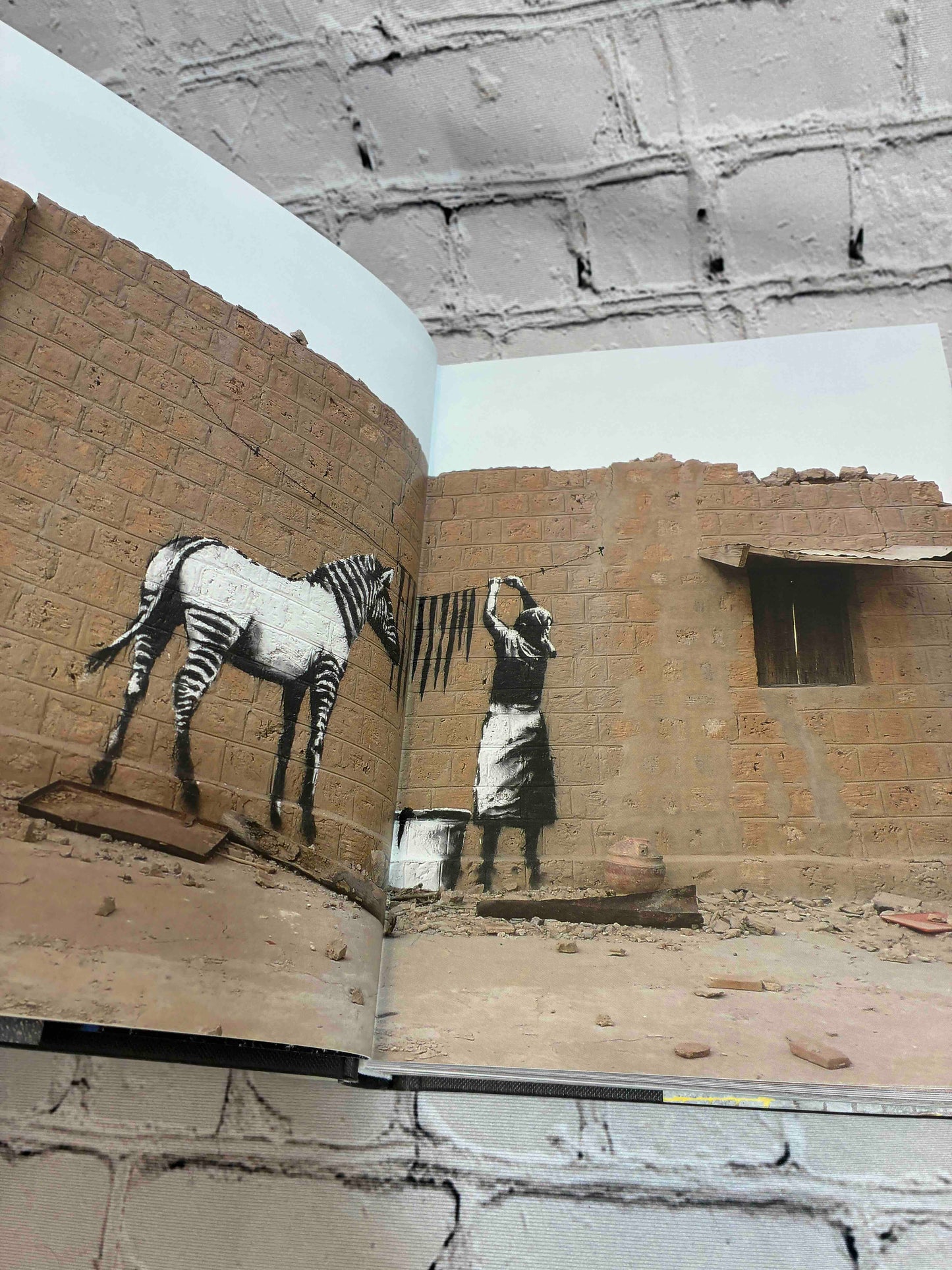 Trespass. A History of Uncommissioned Urban Art