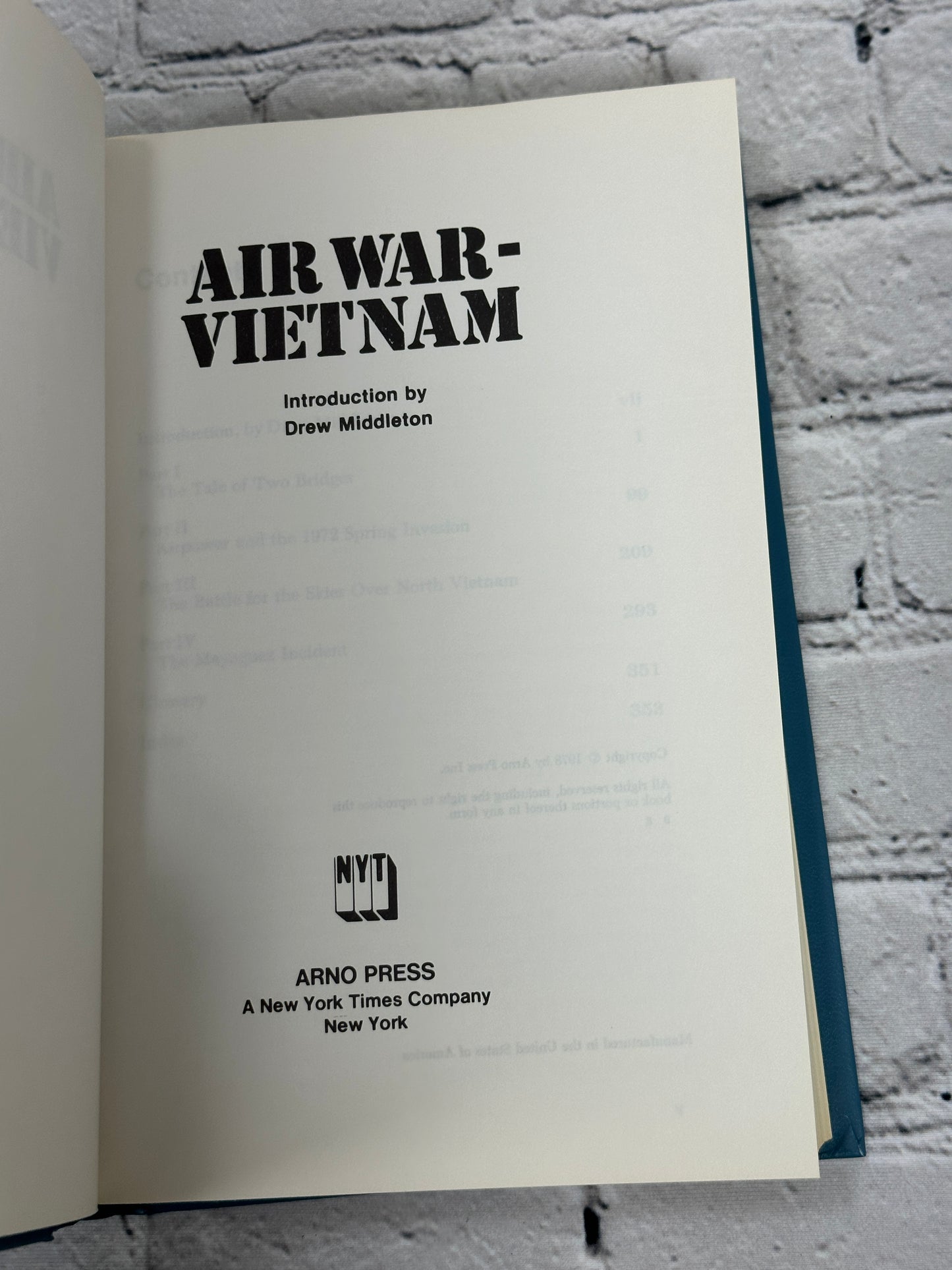 Air War-Vietnam introduction by Drew Middleton [1978 · Book Club Edition]