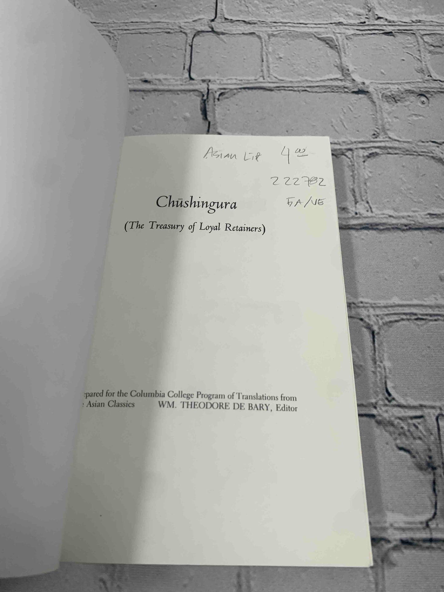 Chushingura (The Treasury of Loyal Retainers): A Puppet Play