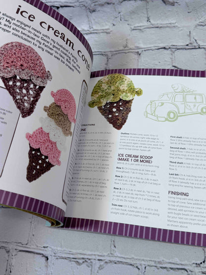 Cute Crochet World: A Little Dictionary of Crochet Critters, Folks, Food & More
