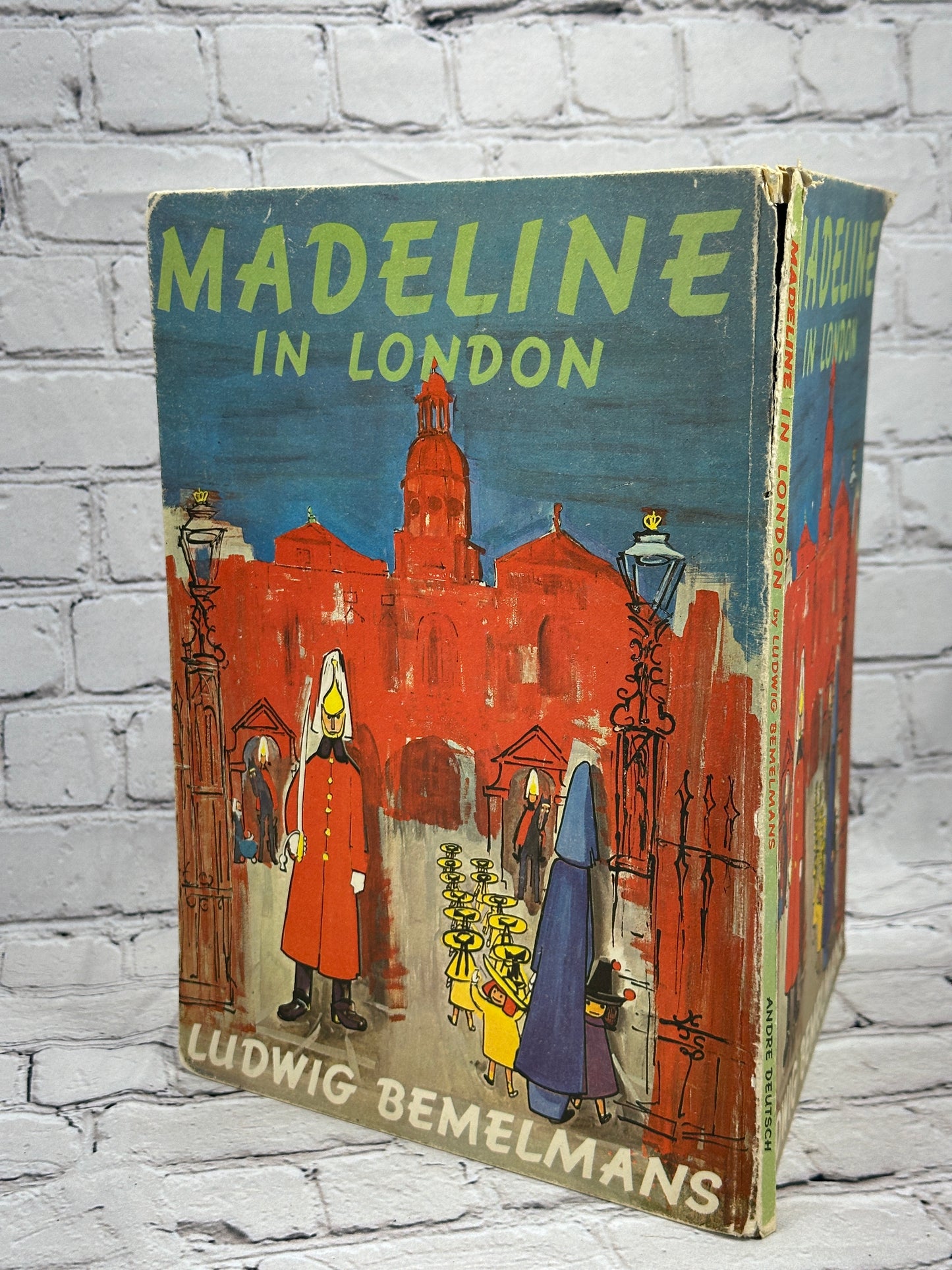 Madeline in London by Ludwig Bemelmans [1966 · 2nd Printing]