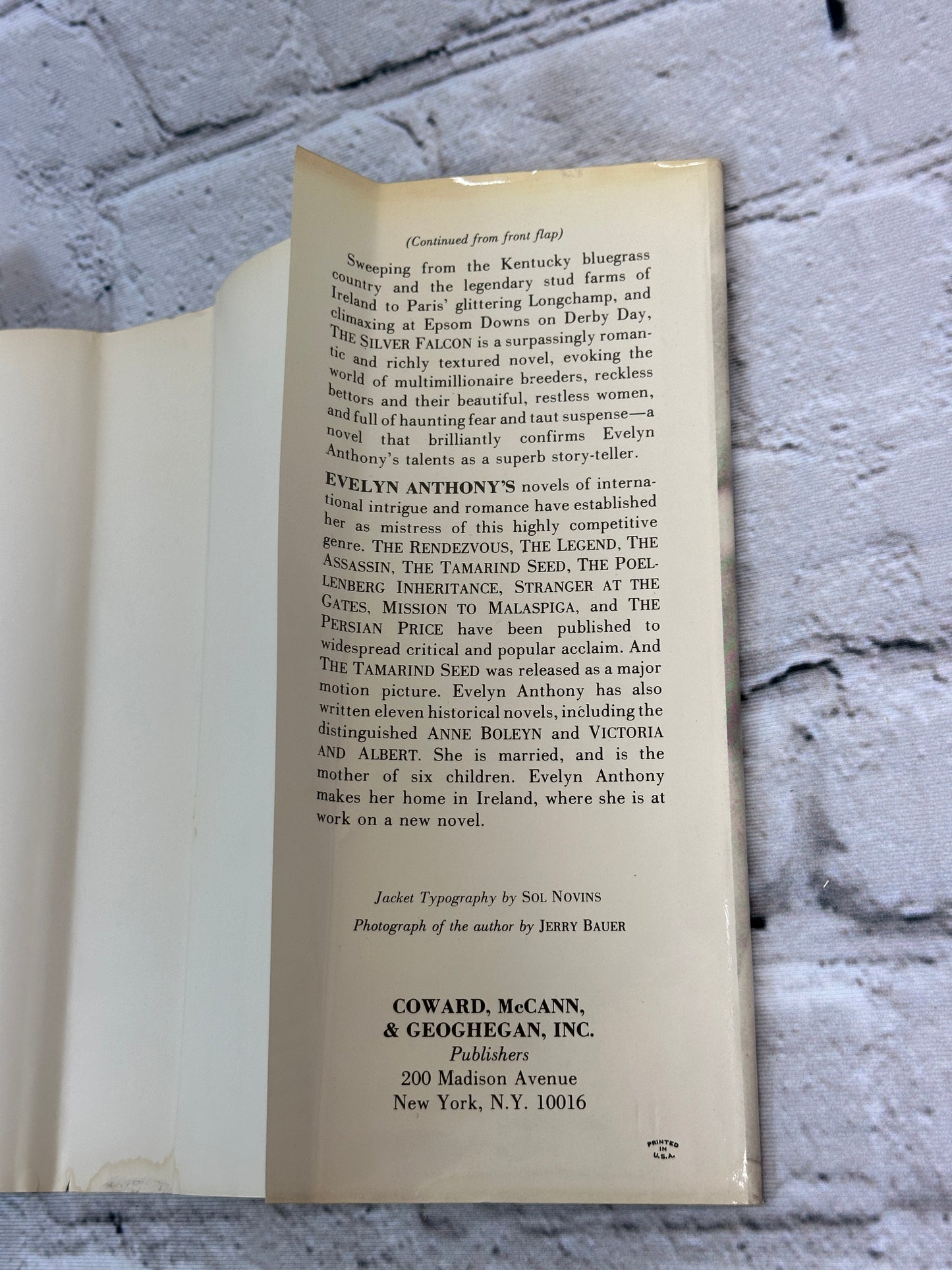 The Silver Falcon: a Novel by Evelyn Anthony [1977]