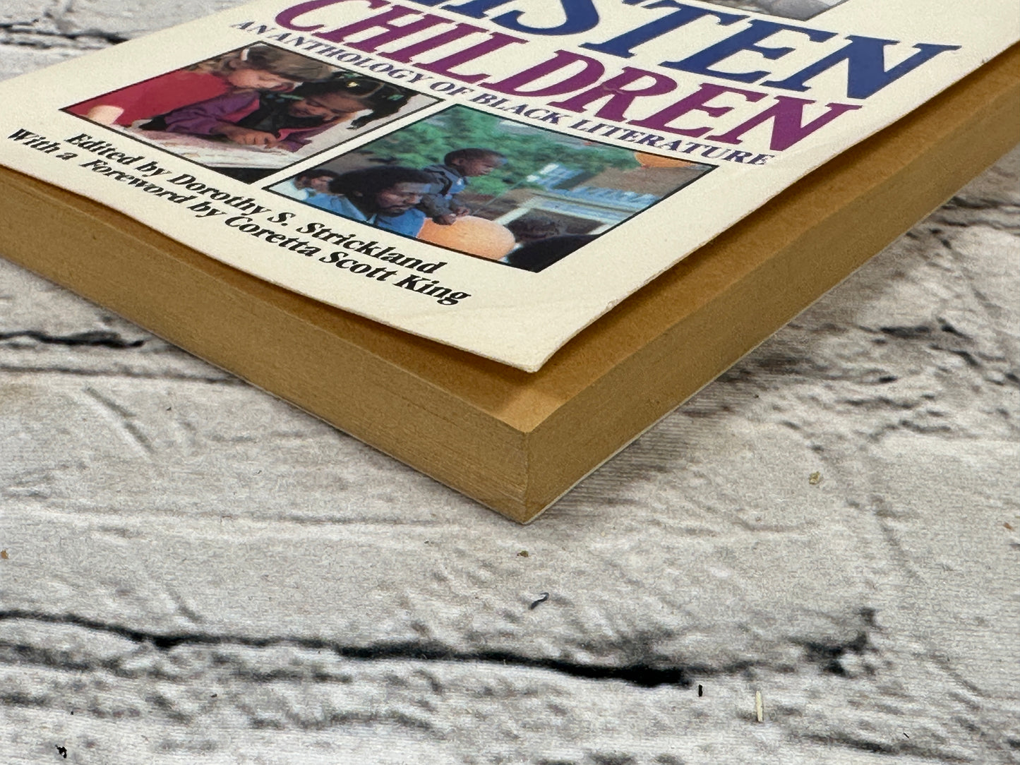 Listen Children : An Anthology of Black.. by Dorothy S. Strickland [1986]