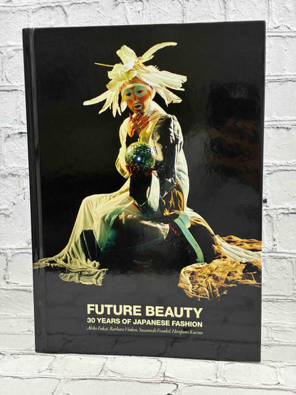 Future Beauty: 30 Years of Japanese Fashion