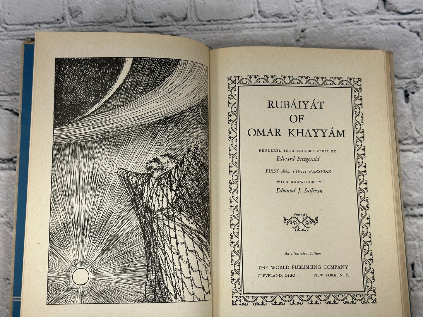 Rubaiyat of Omar Khayyam First and Fifth Versions [Illustrated Gift Editions]