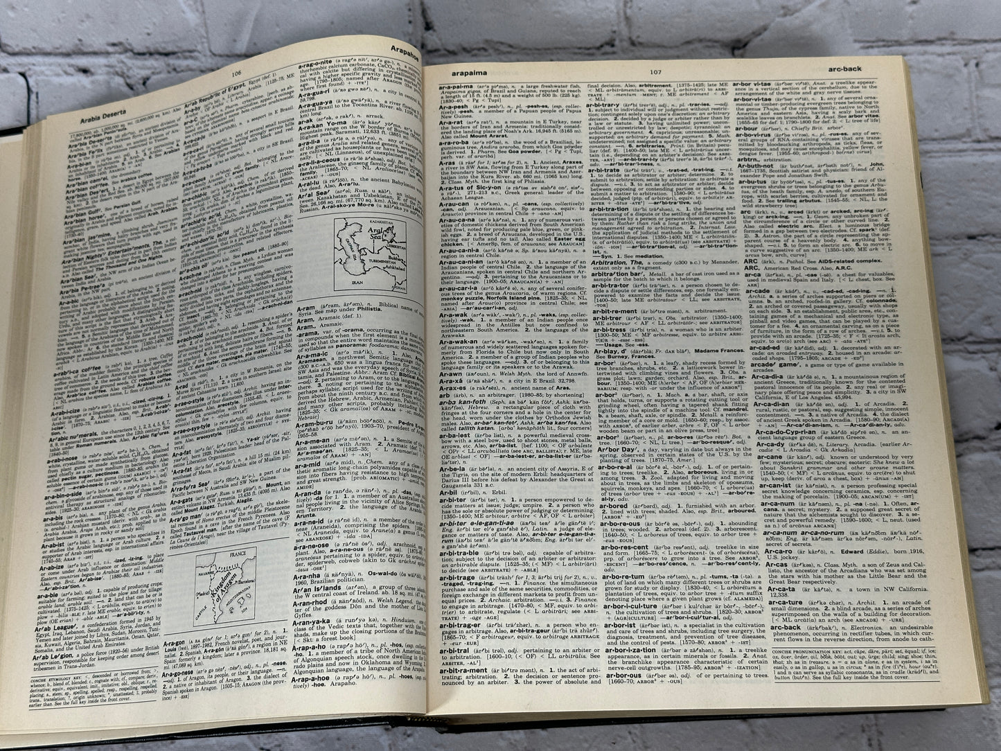 Webster's Encyclopedic Unabridged Dictionary Of The English Language [1996]