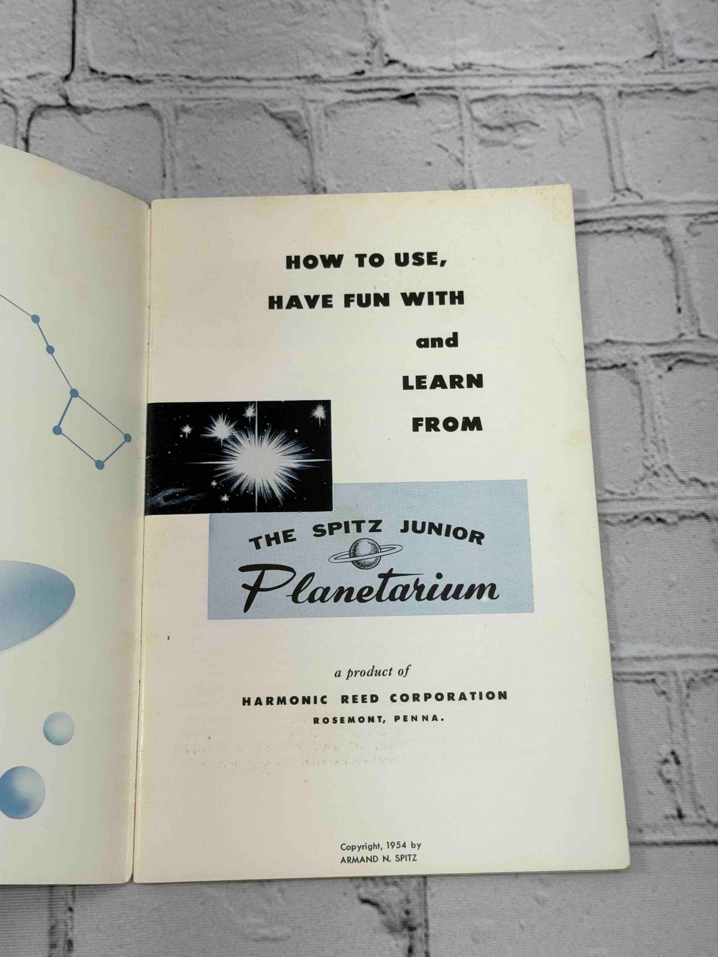 The Spitz Junior Planetarium (Manual)
