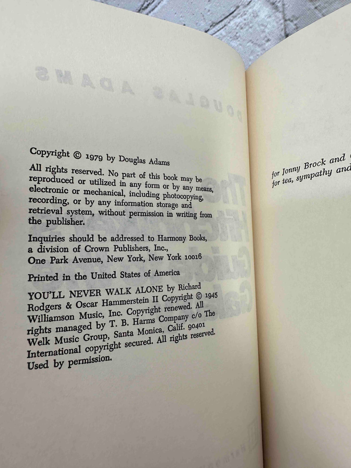 Hitchhiker Guide to the Galaxy (4 Book Set BCE)