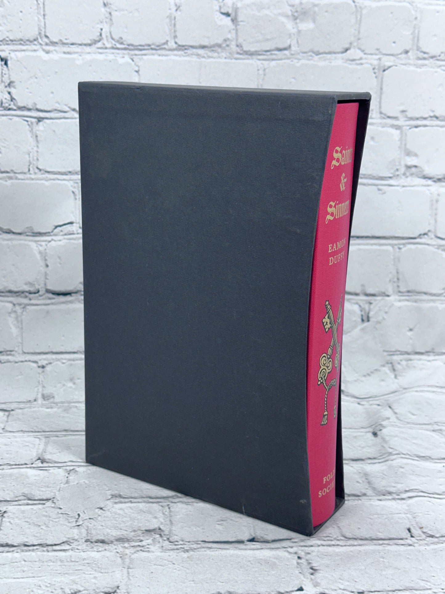 Saints & Sinners: A History of the Popes by Eamon Duffy [Folio Society · 2009]