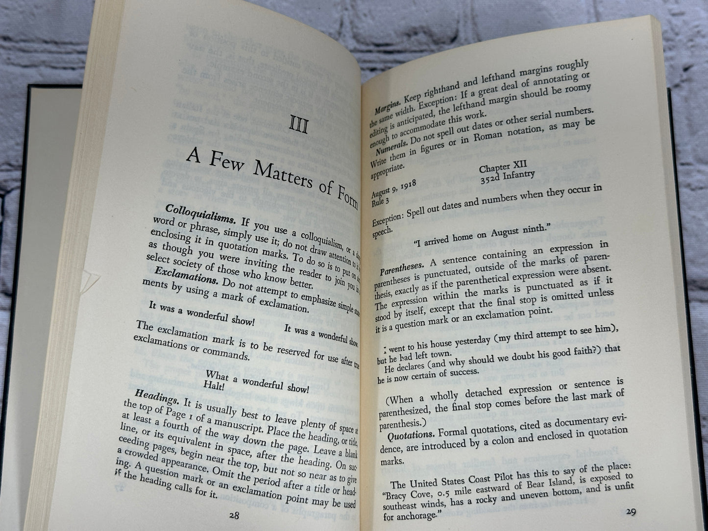 The Elements of Style by William Strunk Jr / E.B. White [1959]