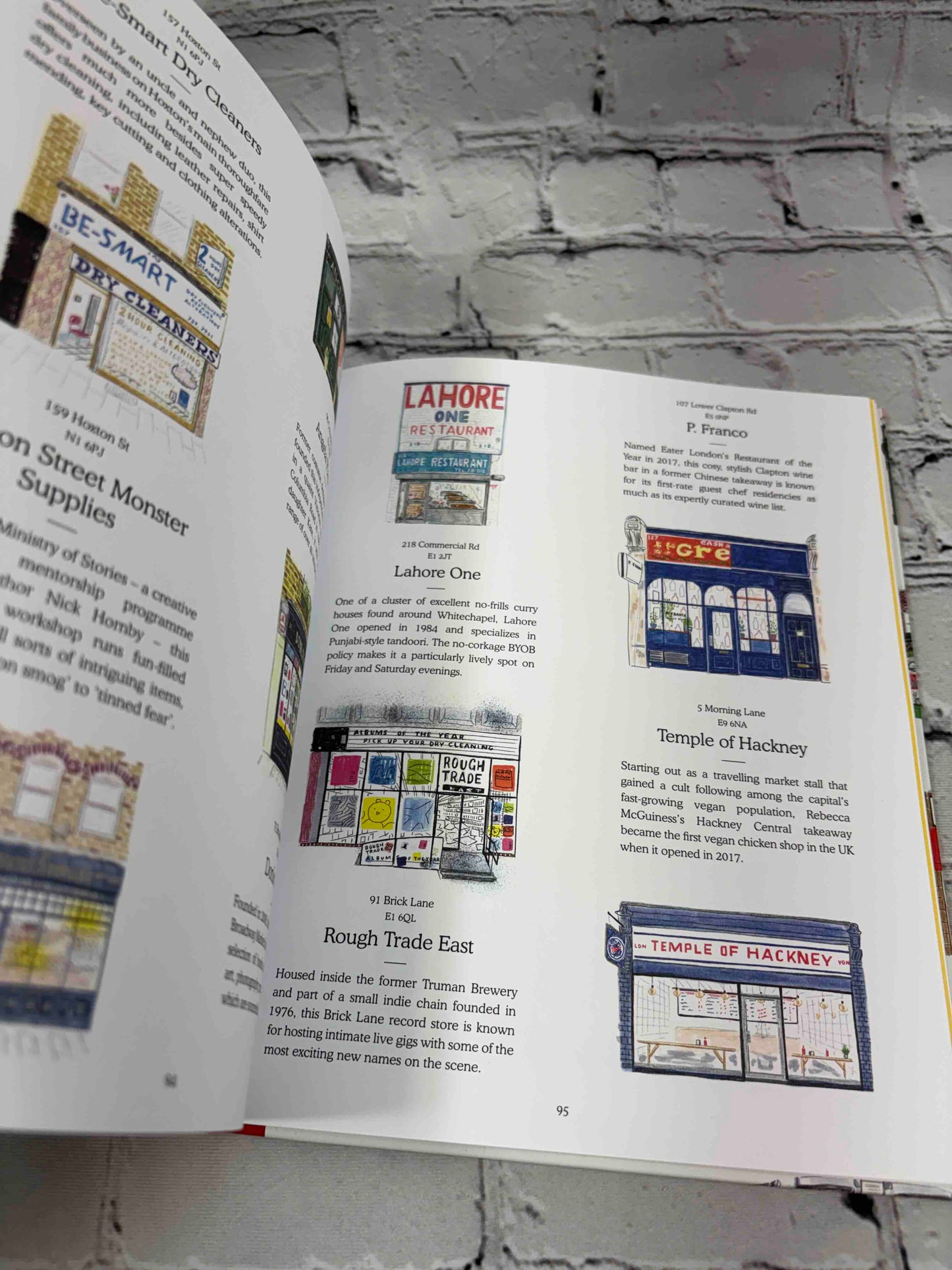 London Shopfronts: Illustrations of the City's Best-Loved Spots