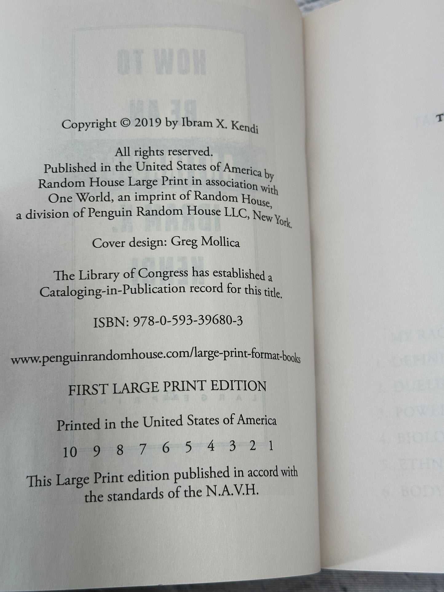 How to Be an Antiracist by Ibram X. Kendi [2019  · First Large Print Edition]