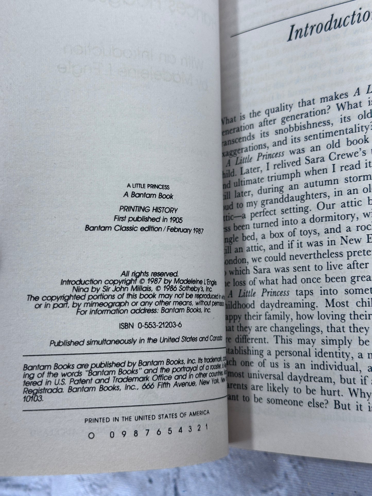 A Little Princess by Frances Hodgson Burnett [Bantam Classic · 1st Print · 1987]