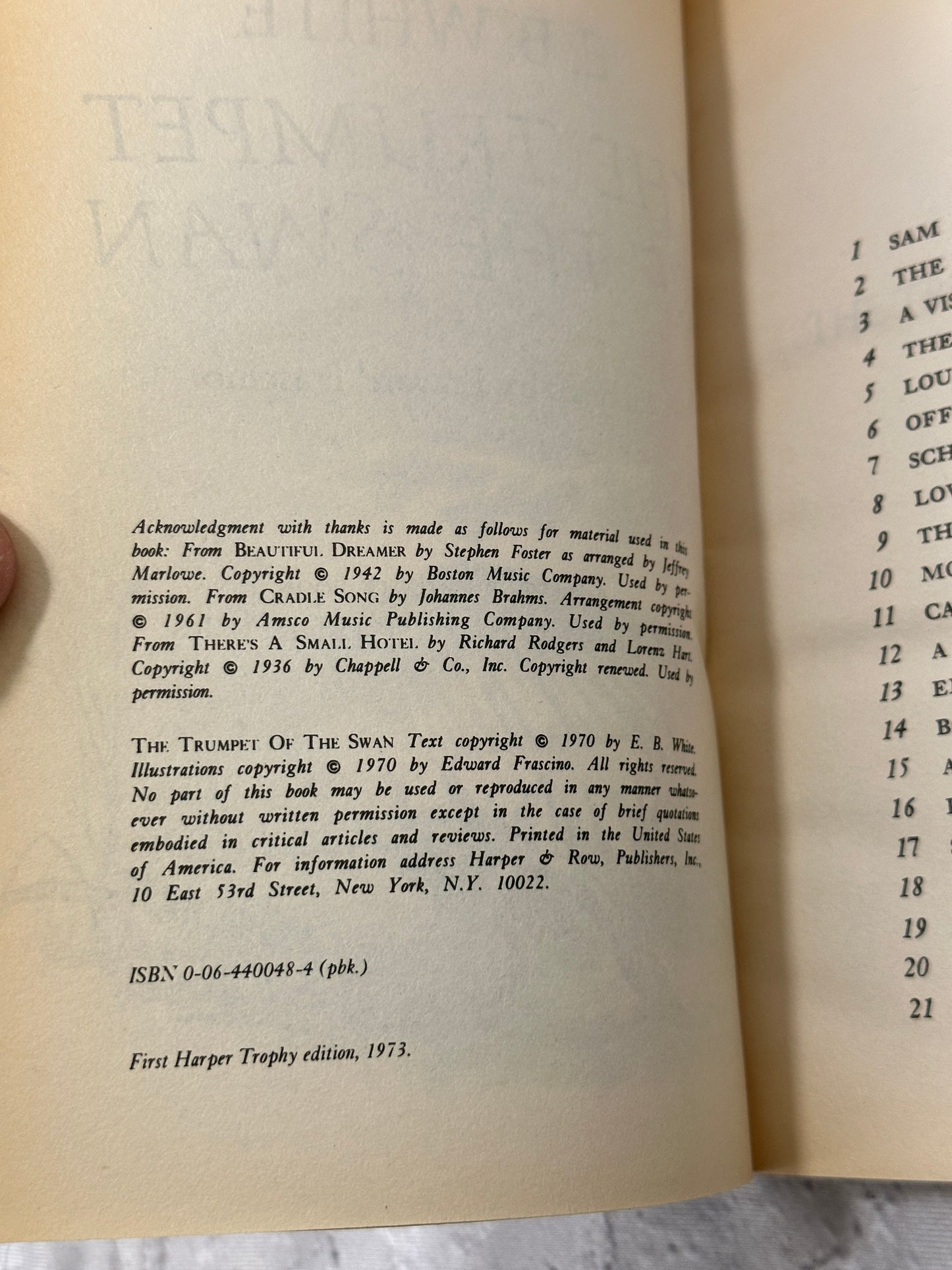 The Trumpet Of The Swan by E.B. White [1973 · First Harper Trophy Edition]