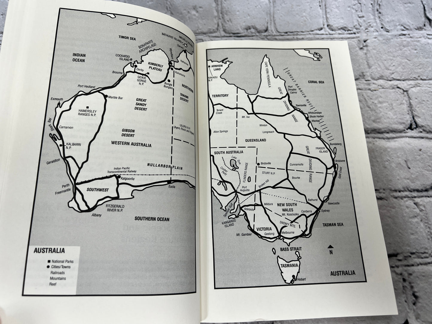 Adventuring in Australia by Eric Hoffman [1990 · 1st Printing]