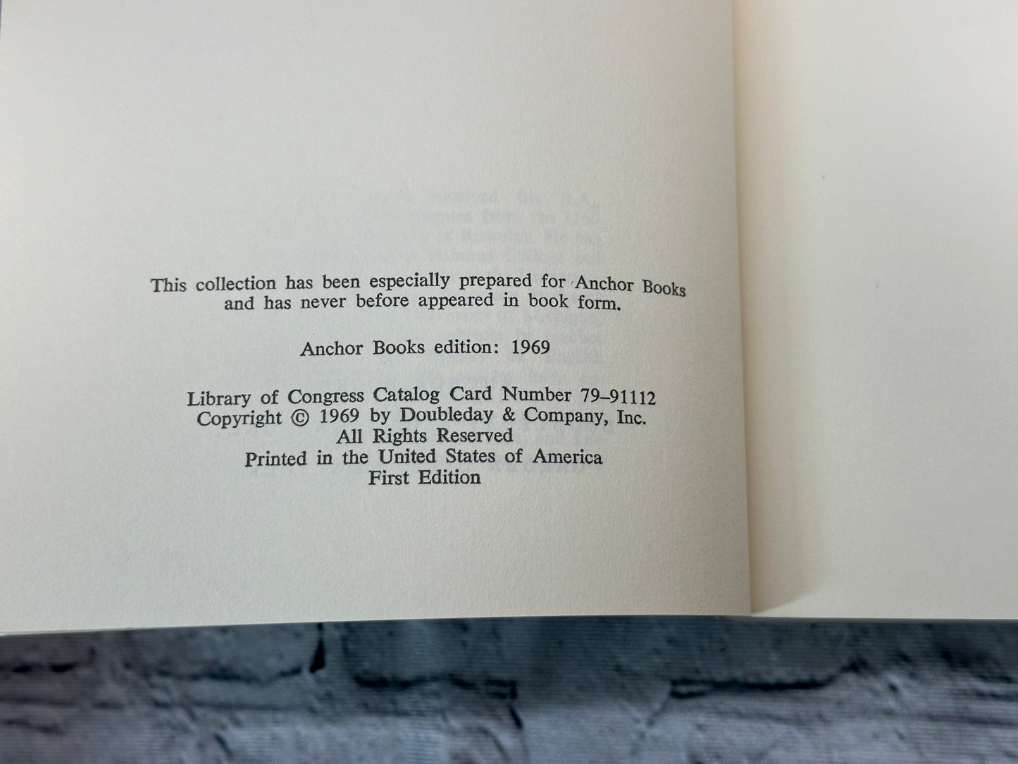 Tudor Prose 1513-1570 Edited by Edmund Creeth [1969 · First Edition]