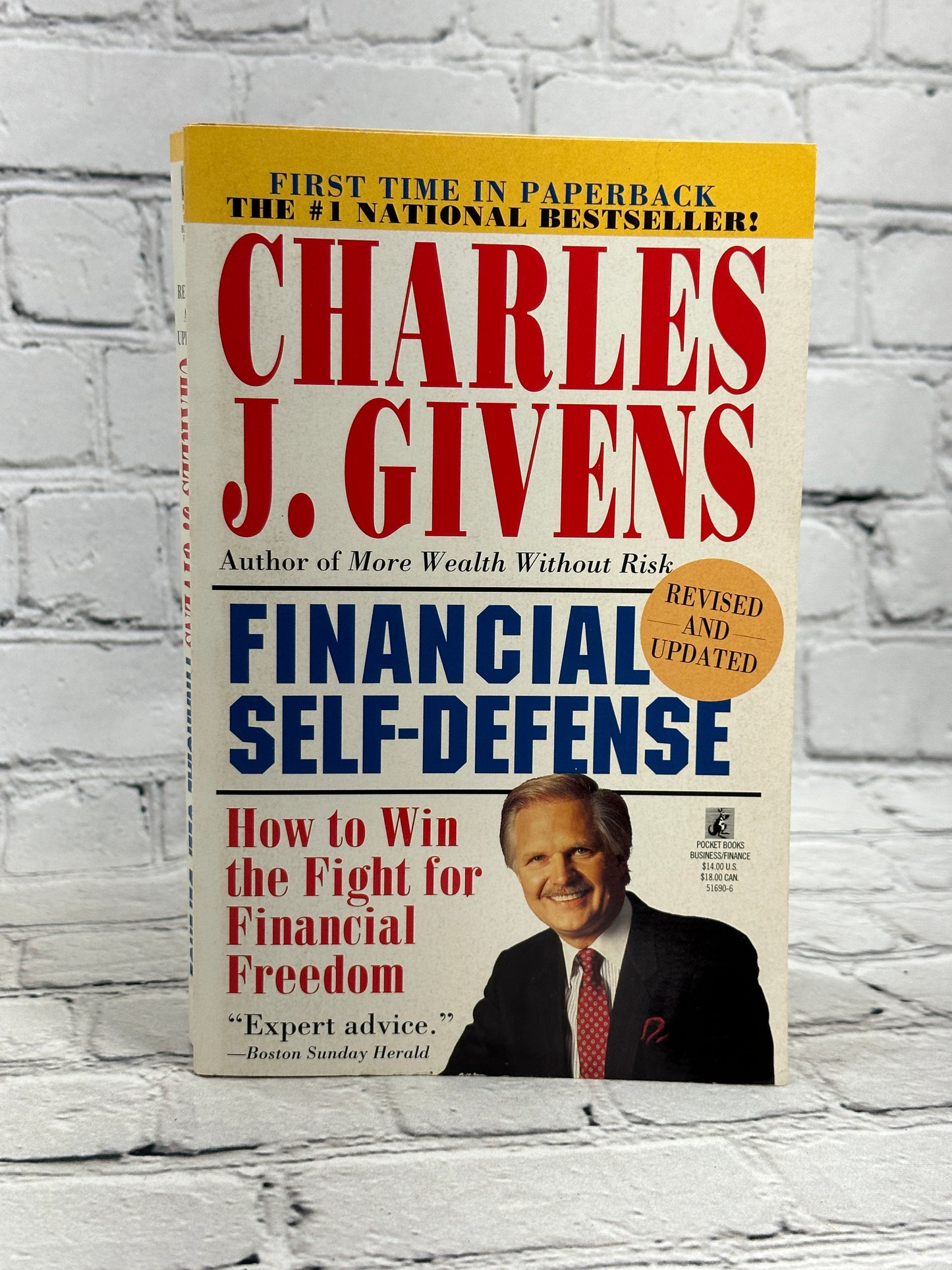 Financial Self-Defense: How To Win The Fight..by Charles Givens[1995 · 1st Pr.]