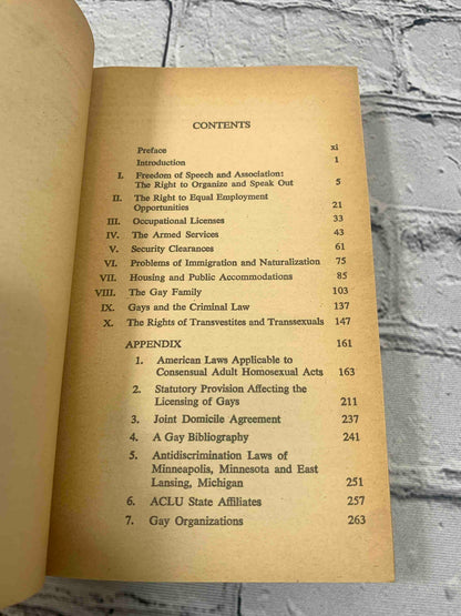 The Rights of Gay People: The Basic ACLU Guide to a Gay Person's Rights (An American Civil Liberties Union handbook)