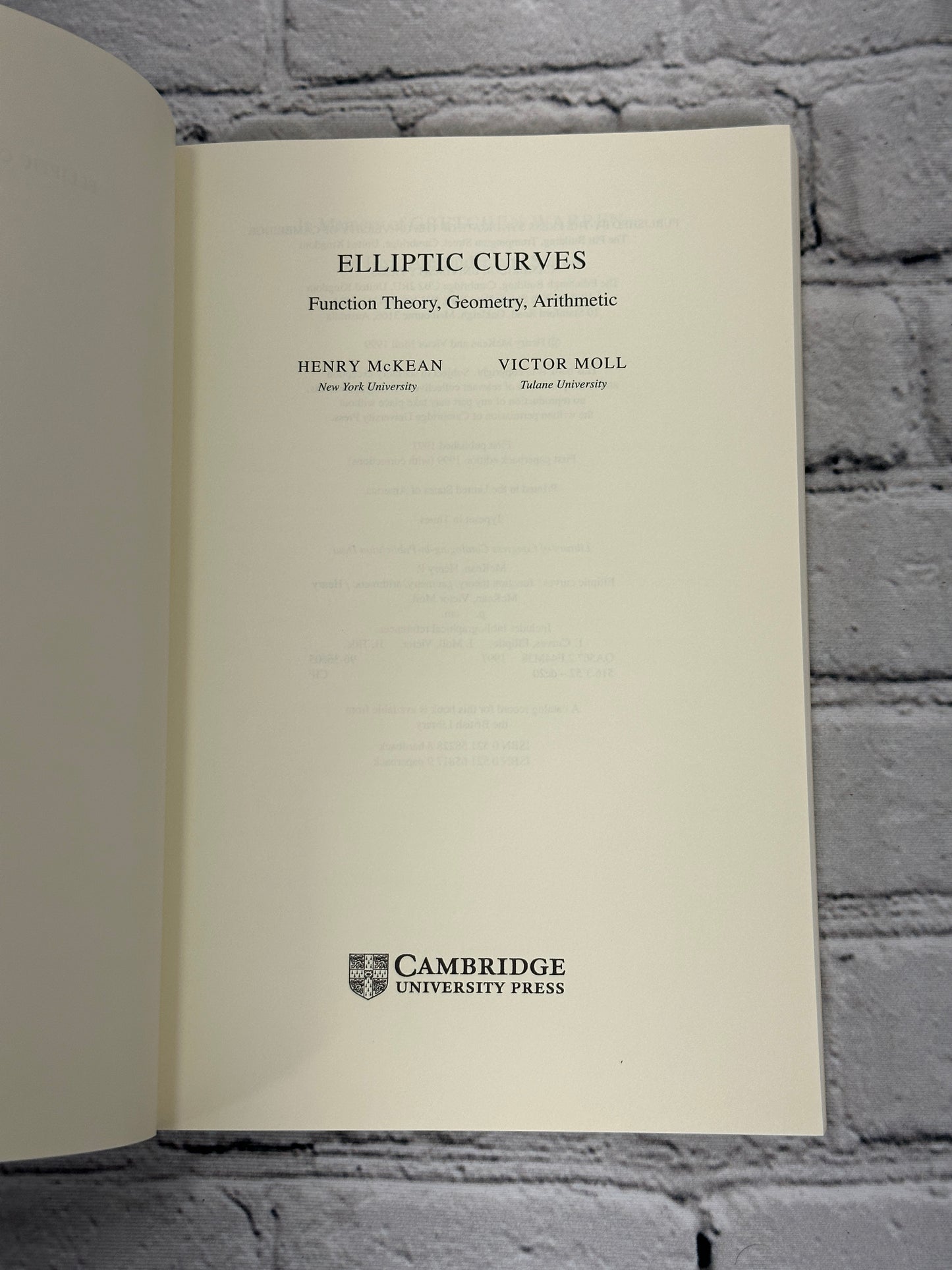 Elliptic Curves: Function Theory, Geometry, Arithmetic by McKean & Moll [1999]