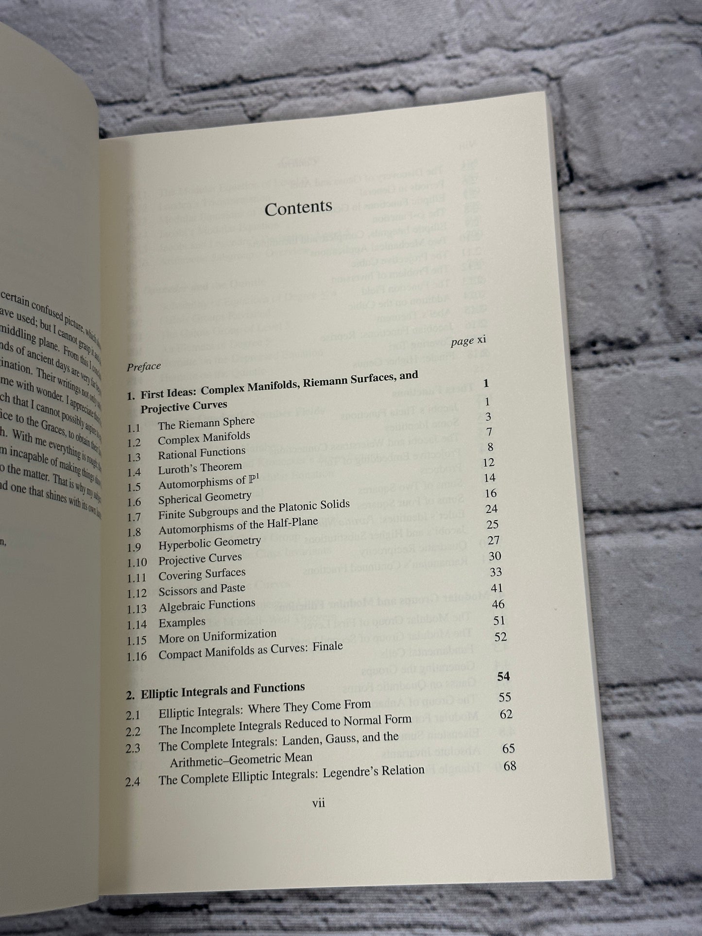 Elliptic Curves: Function Theory, Geometry, Arithmetic by McKean & Moll [1999]