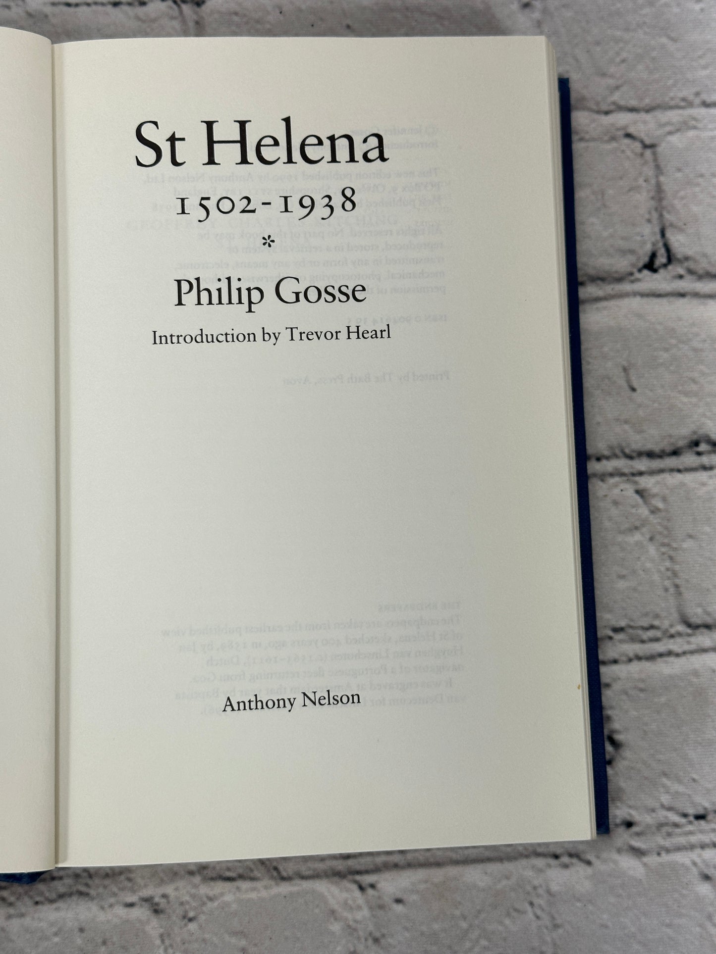 St. Helena 1502-1938 by Philip Gosse  [1990]