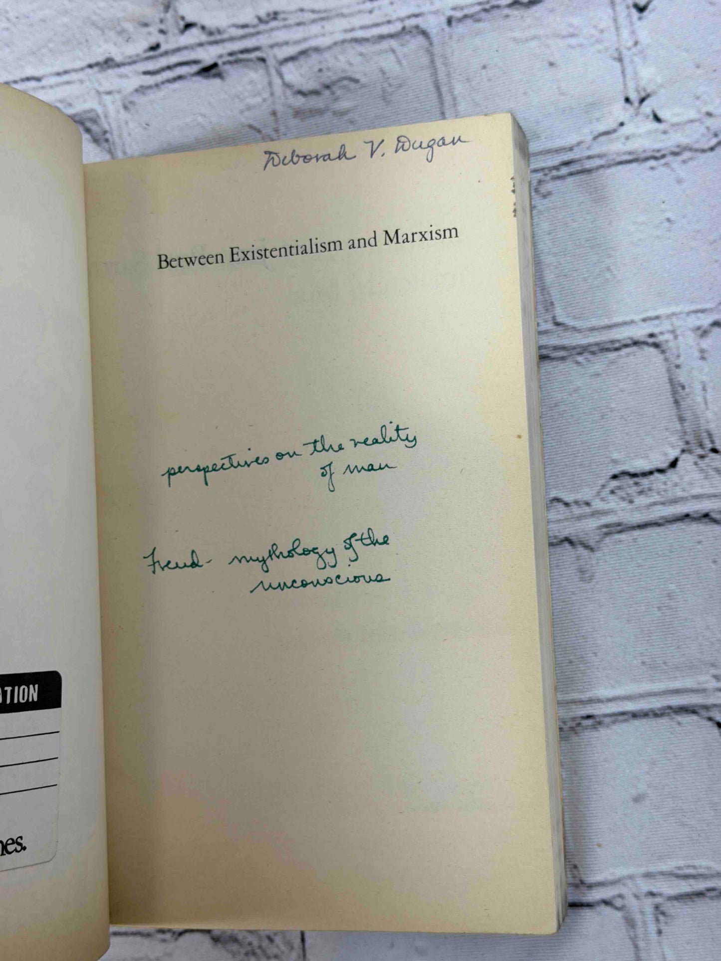 Between Existentialism and marxism