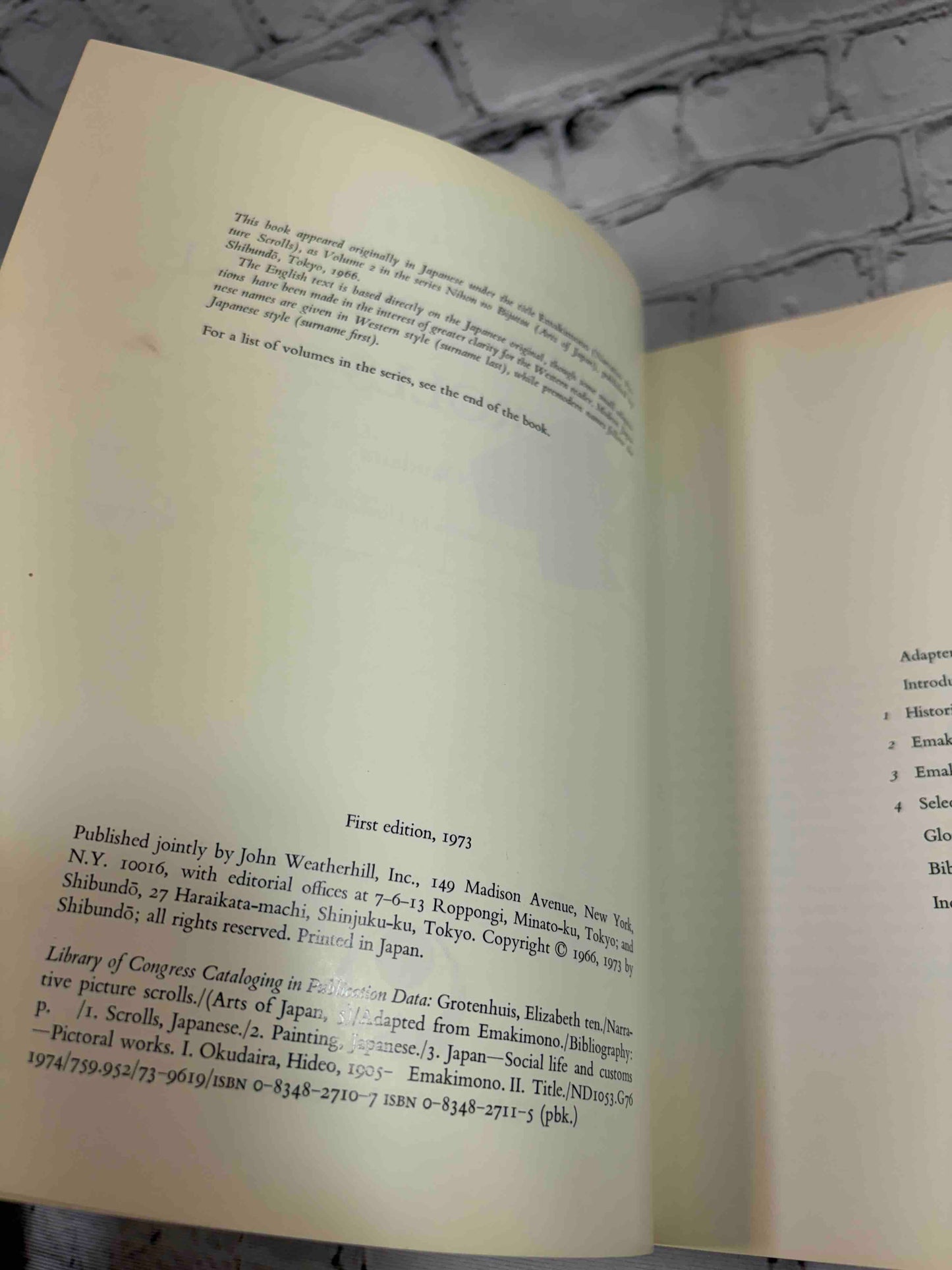 Narrative picture scrolls (Arts of Japan #5)