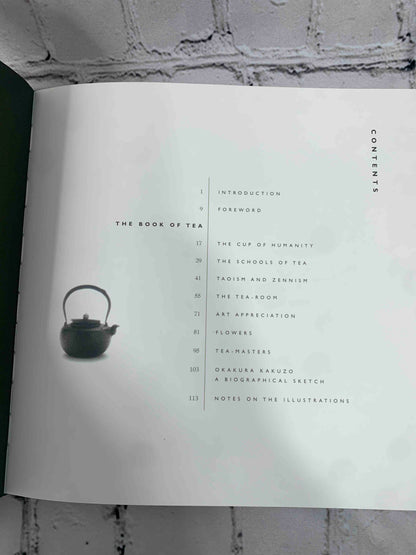 The Book of Tea: The Illustrated Classic Edition