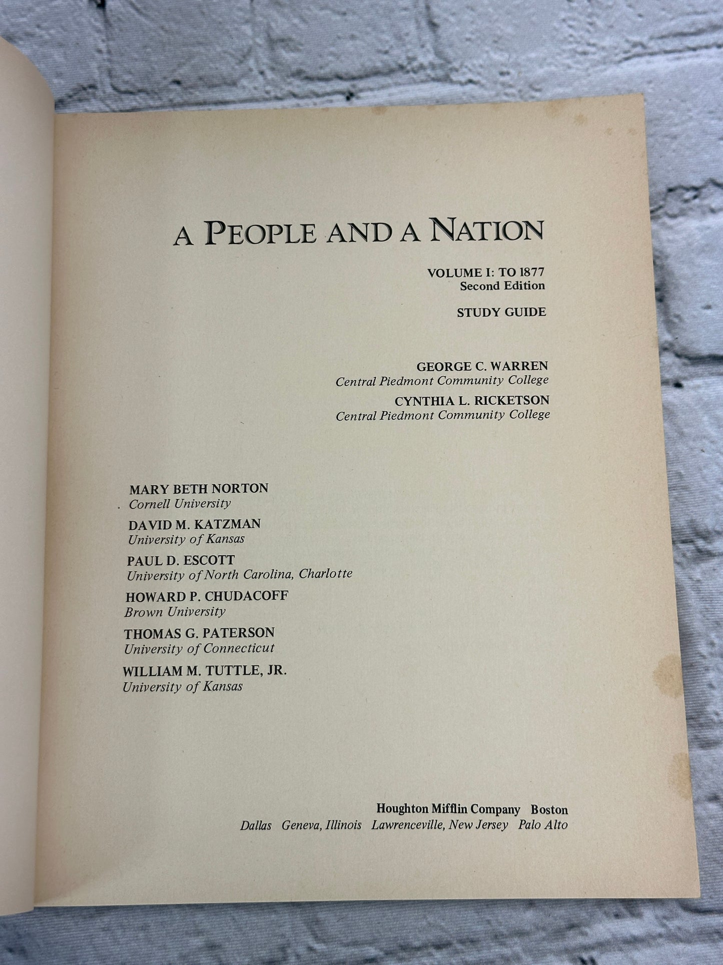 A People and a Nation A History of the United States Volume 1 to 1877 [1986]