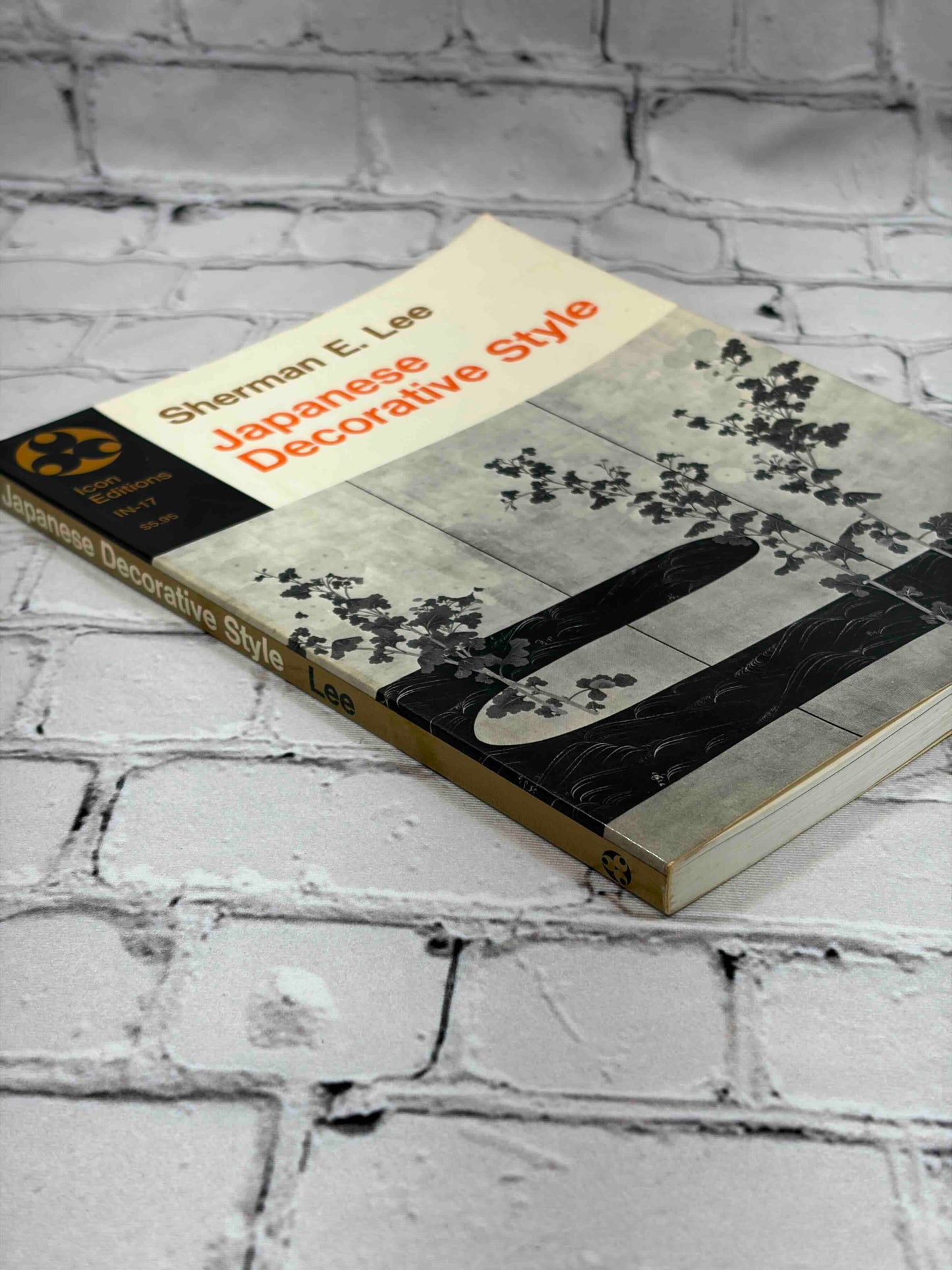 Japanese decorative style