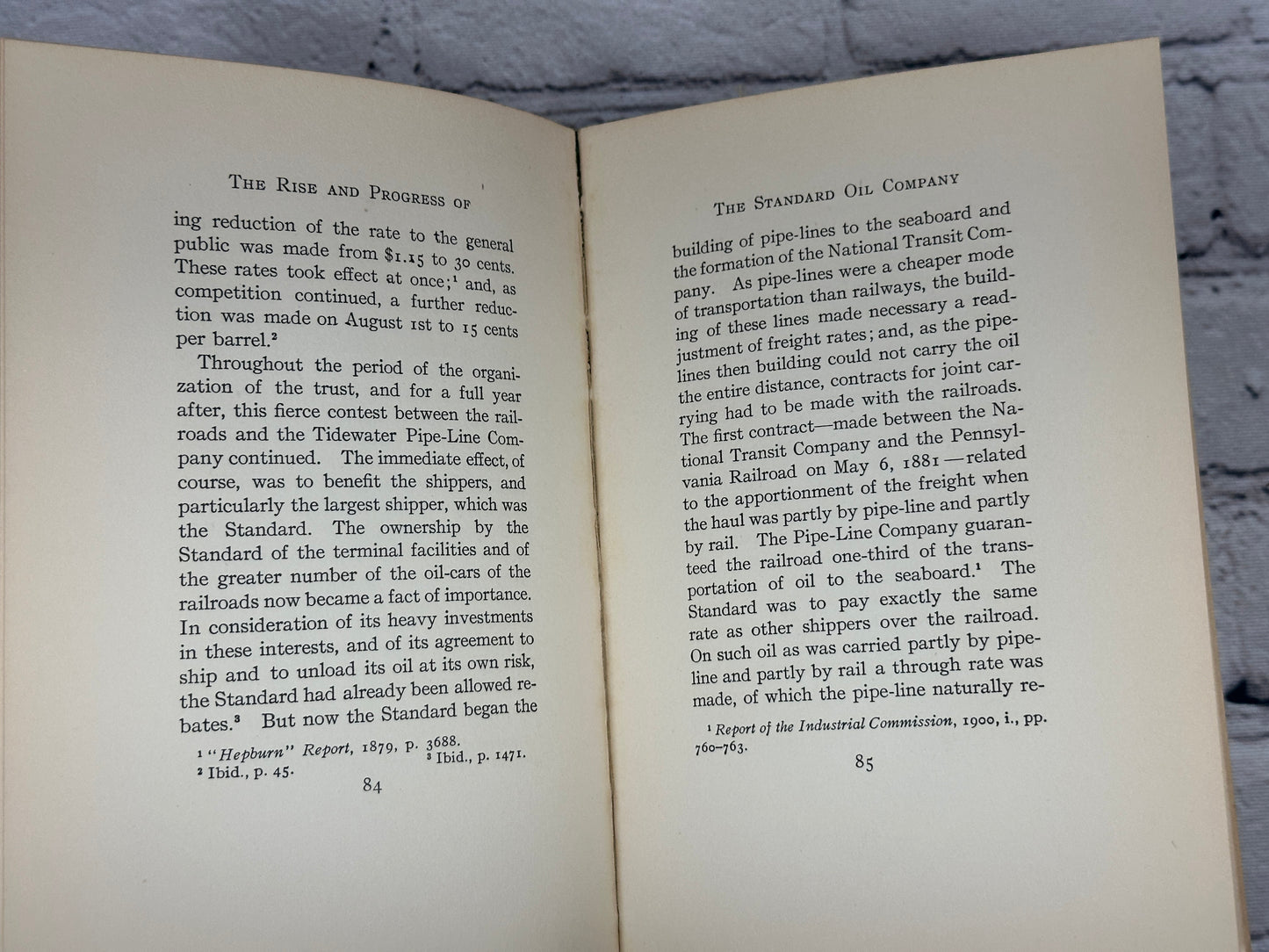 Rise And Progress of the Standard Oil Company by Gilbert Holland Montague [1904]