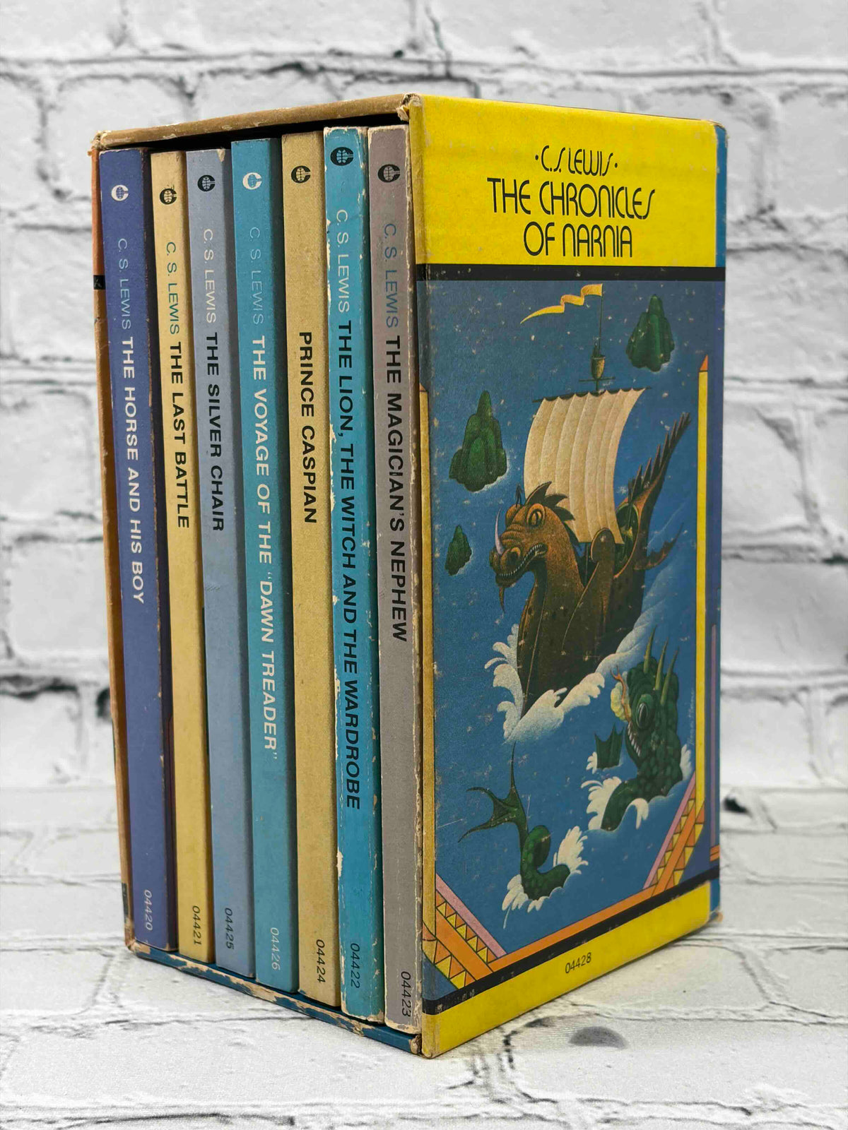 The Chronicles of Narnia (7-Book Box Set)