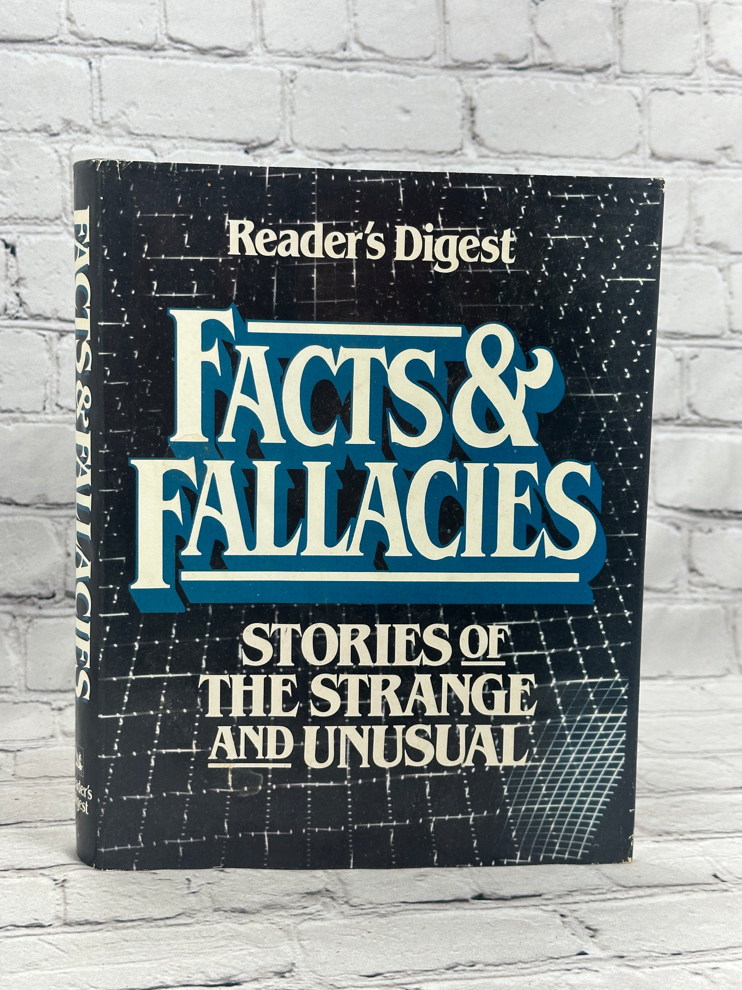 Reader’s Digest. Facts & Fallacies: Stories of the Strange and Unusual [1988]