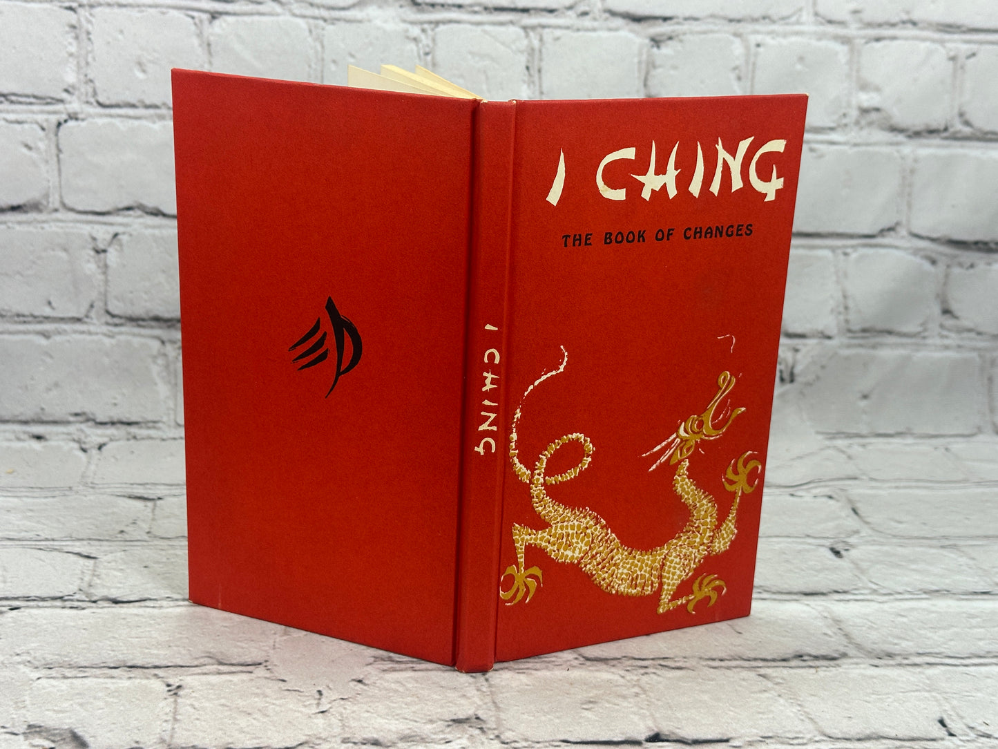 I Ching: The Book of Changes [Peter Pauper Press · 1971]