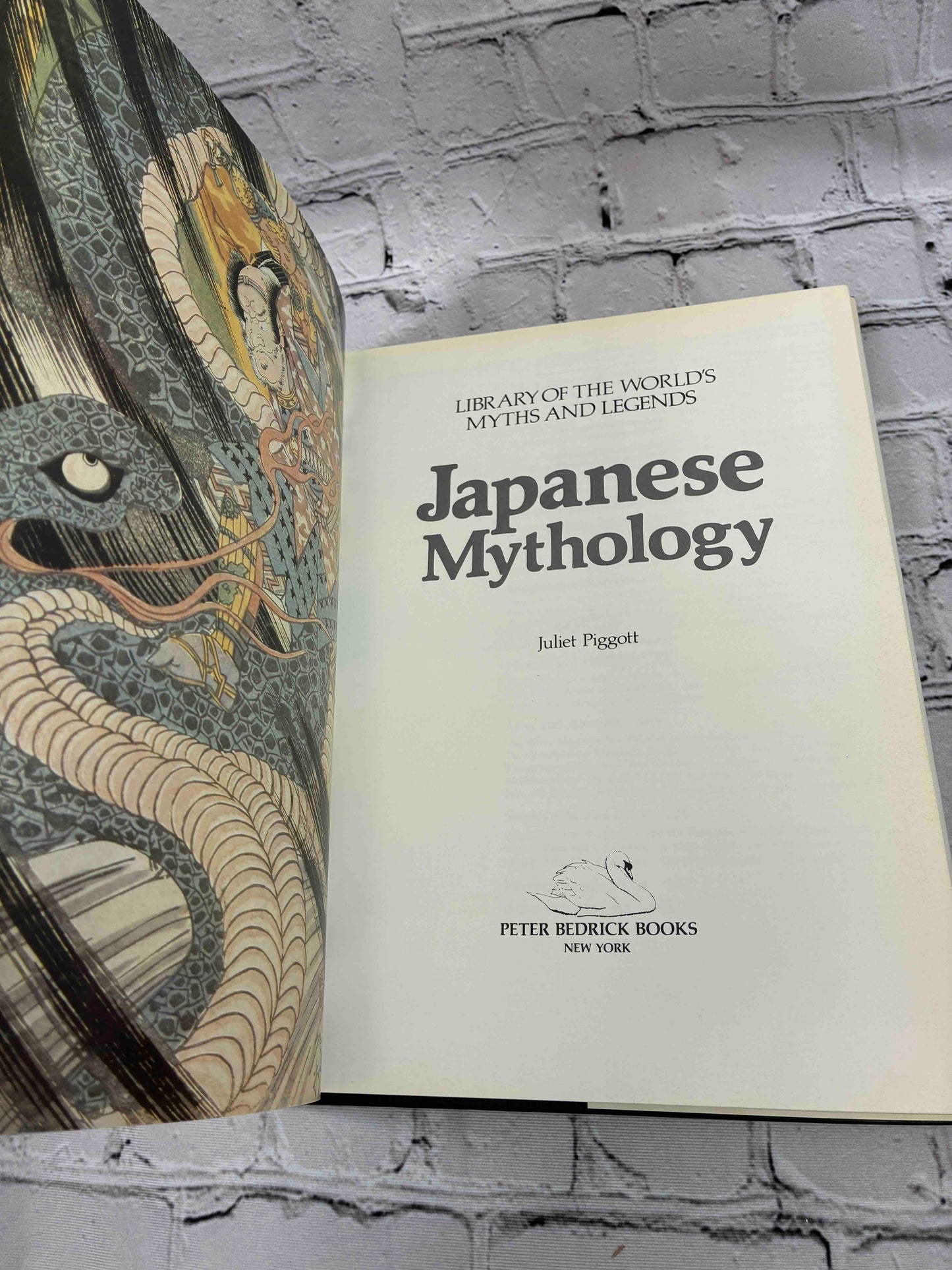 Japanese Mythology: Library of the World's Myths and Legends