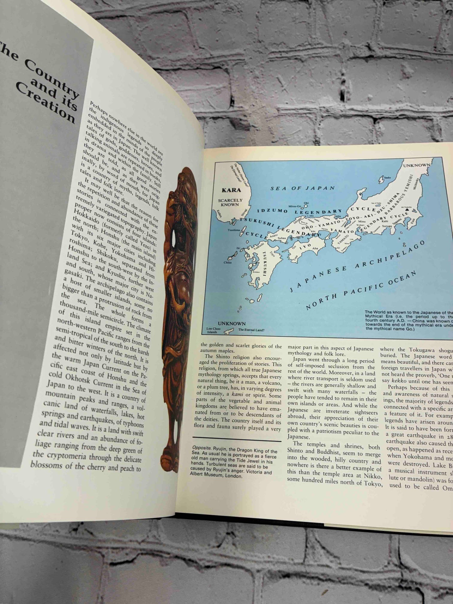 Japanese Mythology: Library of the World's Myths and Legends