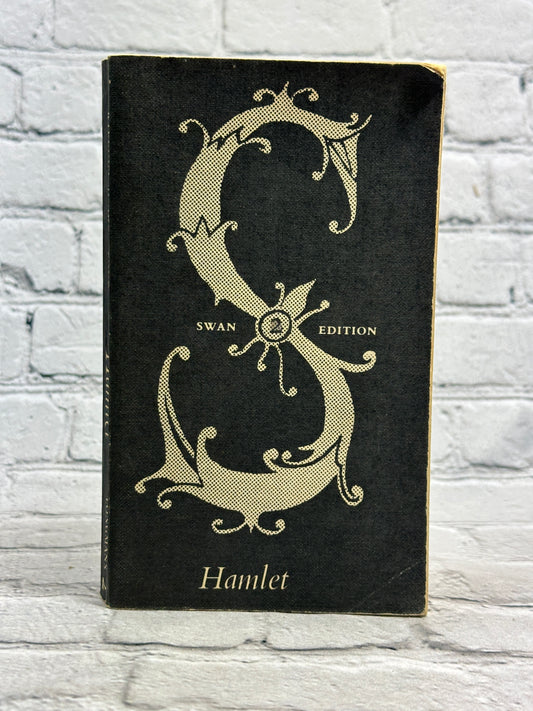Hamlet by William Shakespeare [1961 · Second Edition ·Longmans, Green & Co]