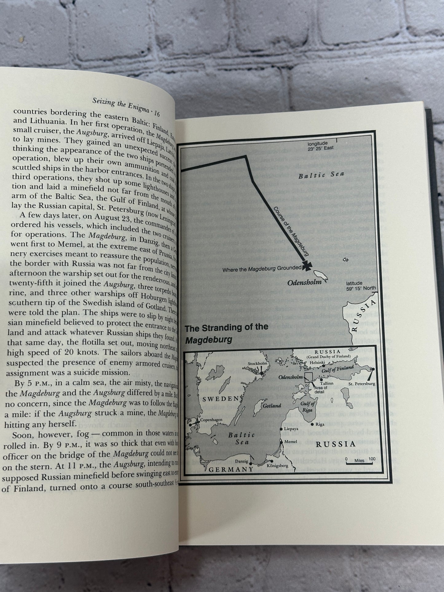 Seizing the Enigma: The Race to Break the German U-Boats Codes, 1939-1943 [1991]