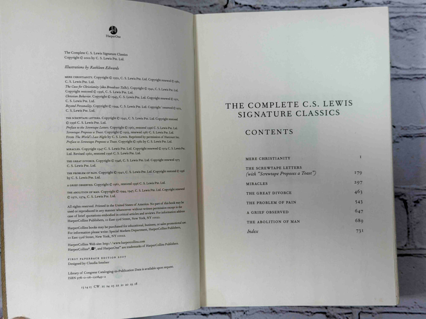 The Complete C. S. Lewis Signature Classics