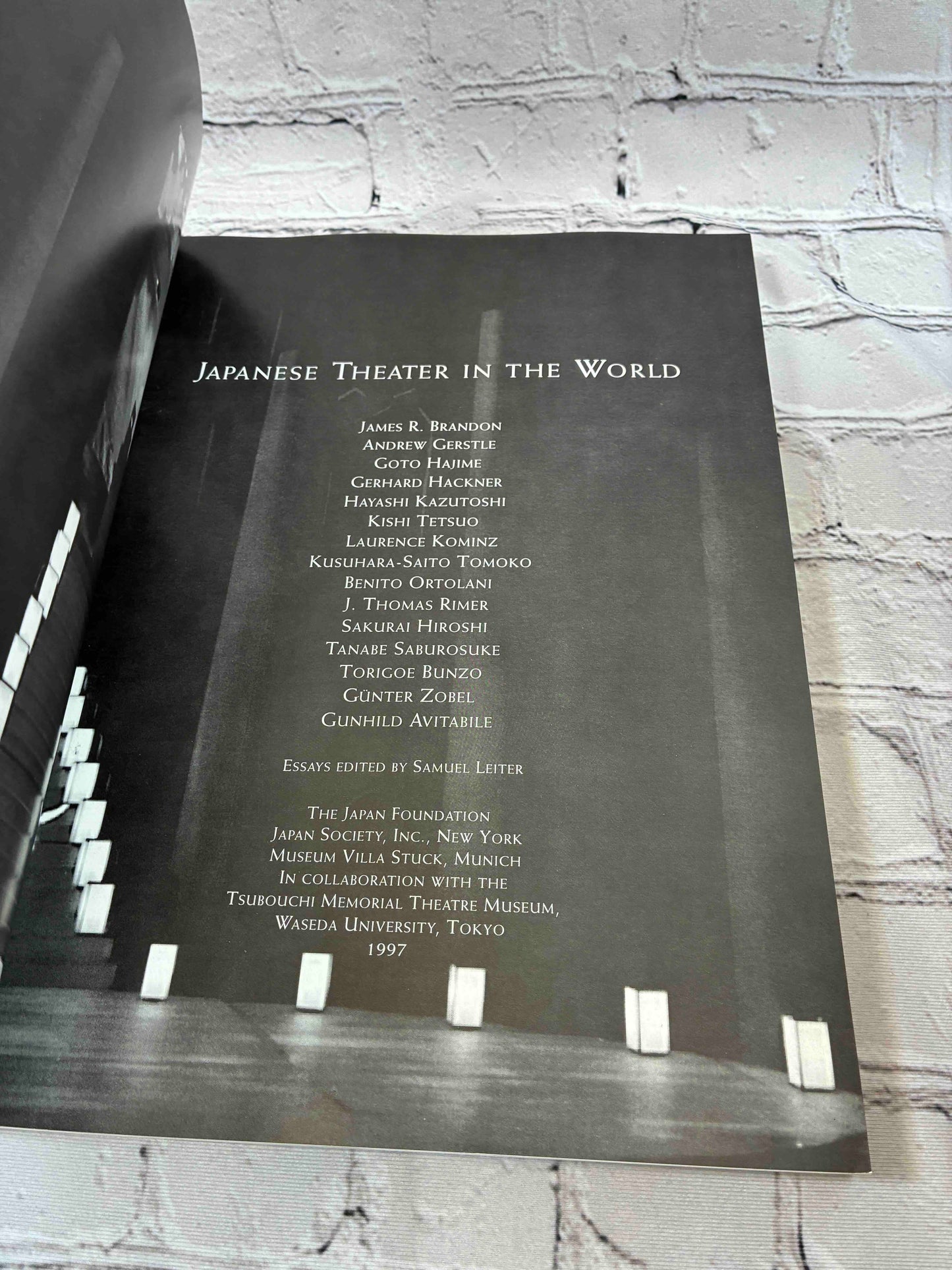 Japanese Theater in the World