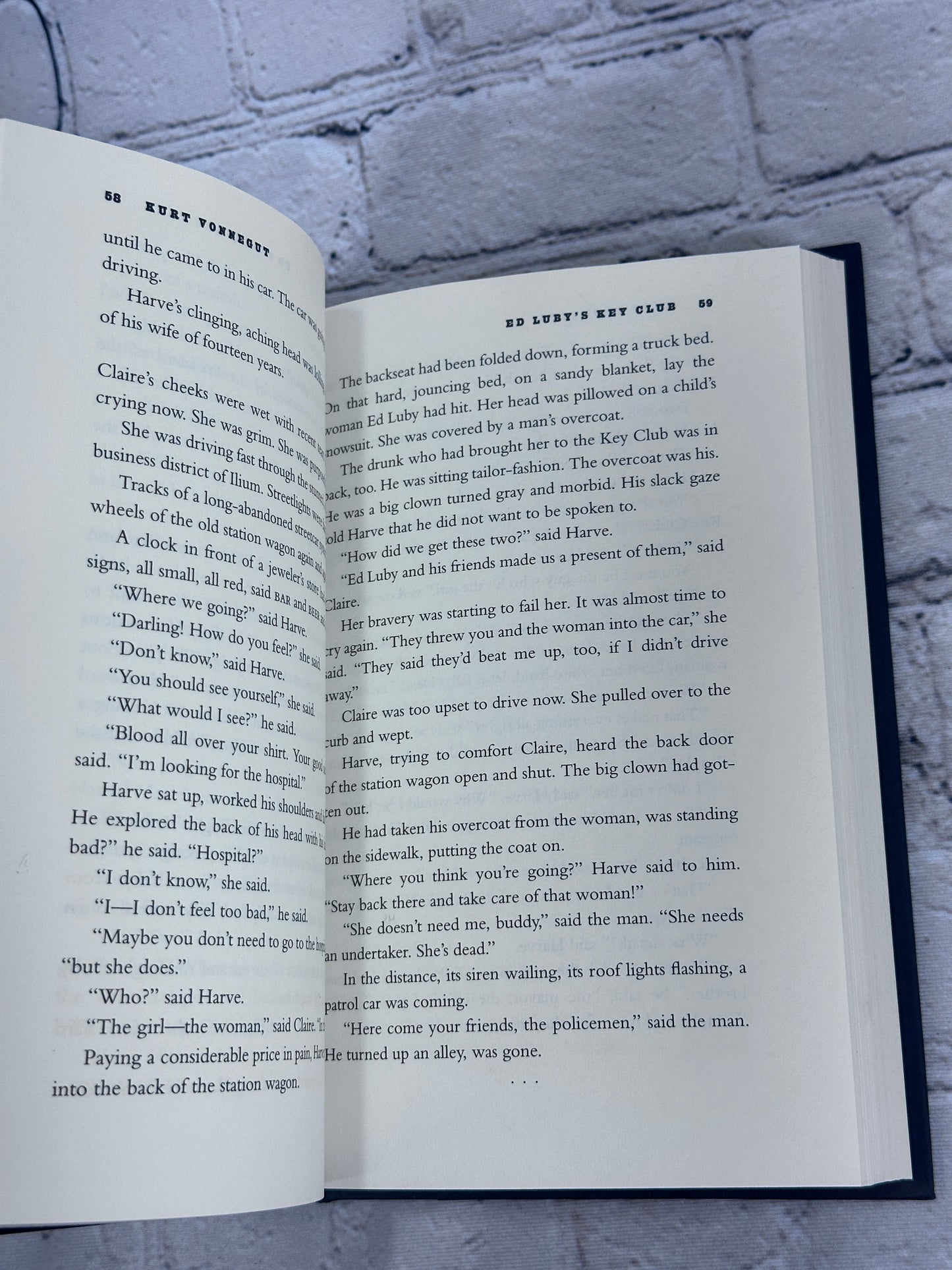 Look At The Birdie By Kurt Vonnegut [1st Print · 1st Edition · 2009]