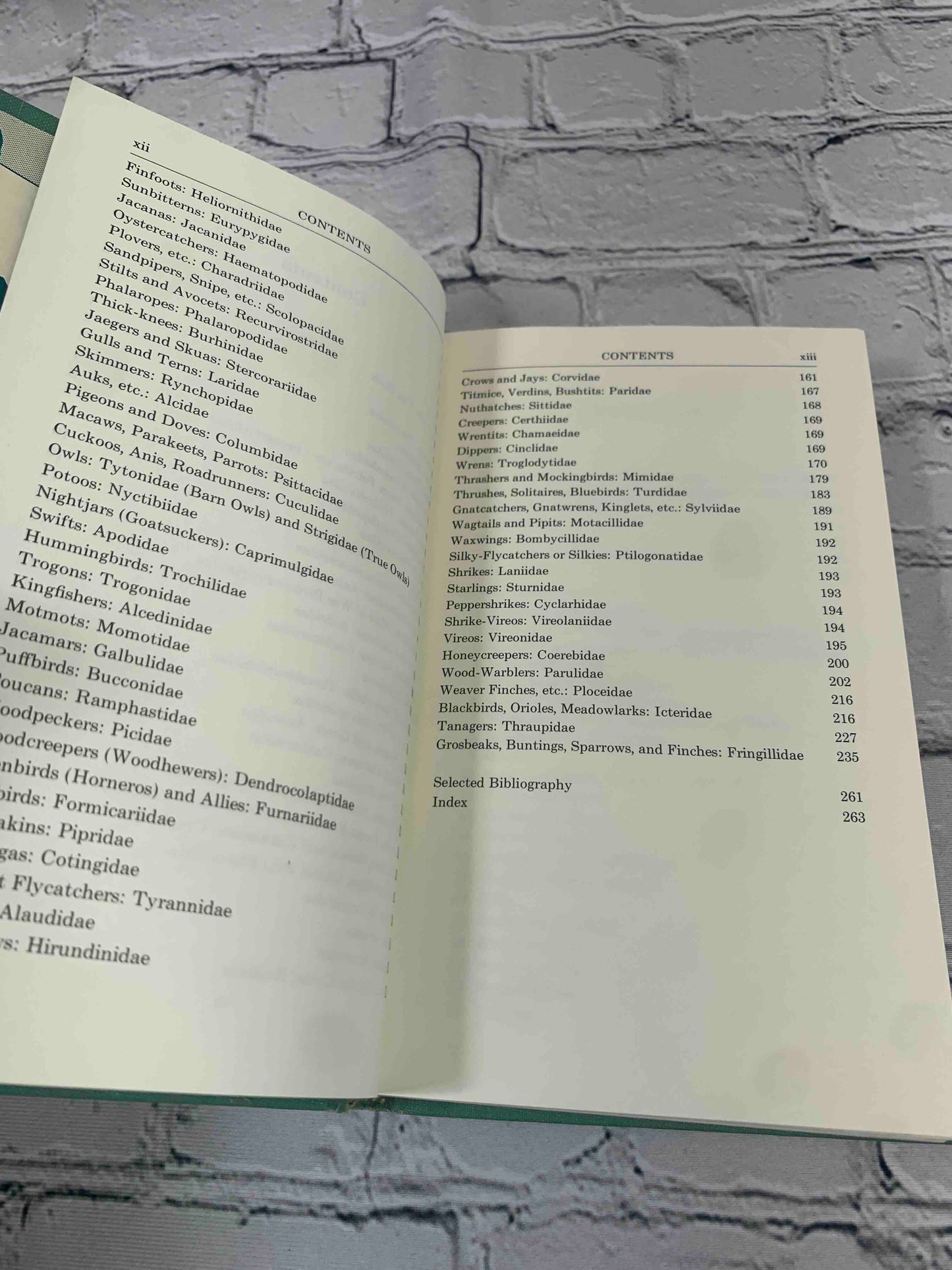 A Field Guide to Mexican Birds (Vol. 20)