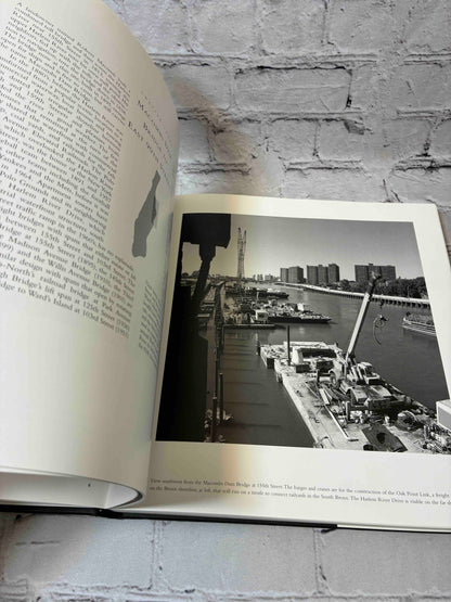 Manhattan Shores : An Expedition Around Manhattan Island