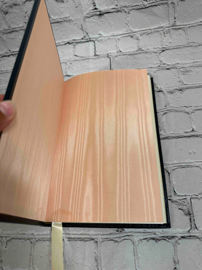 She Stoops to Conquer