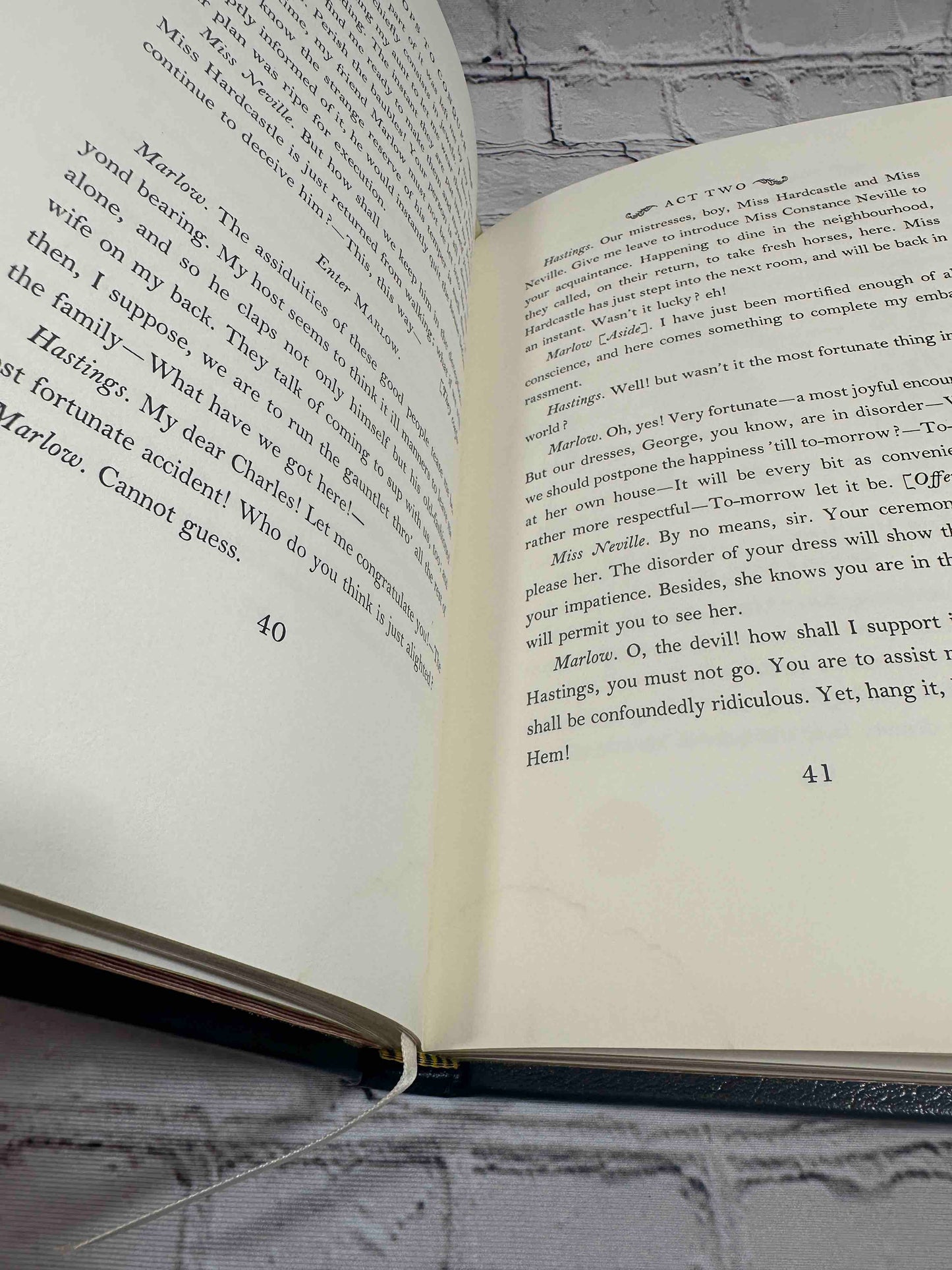 She Stoops to Conquer